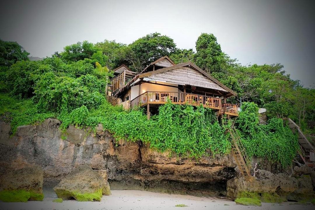 Hotel Cosmos Bungalows - Image 1