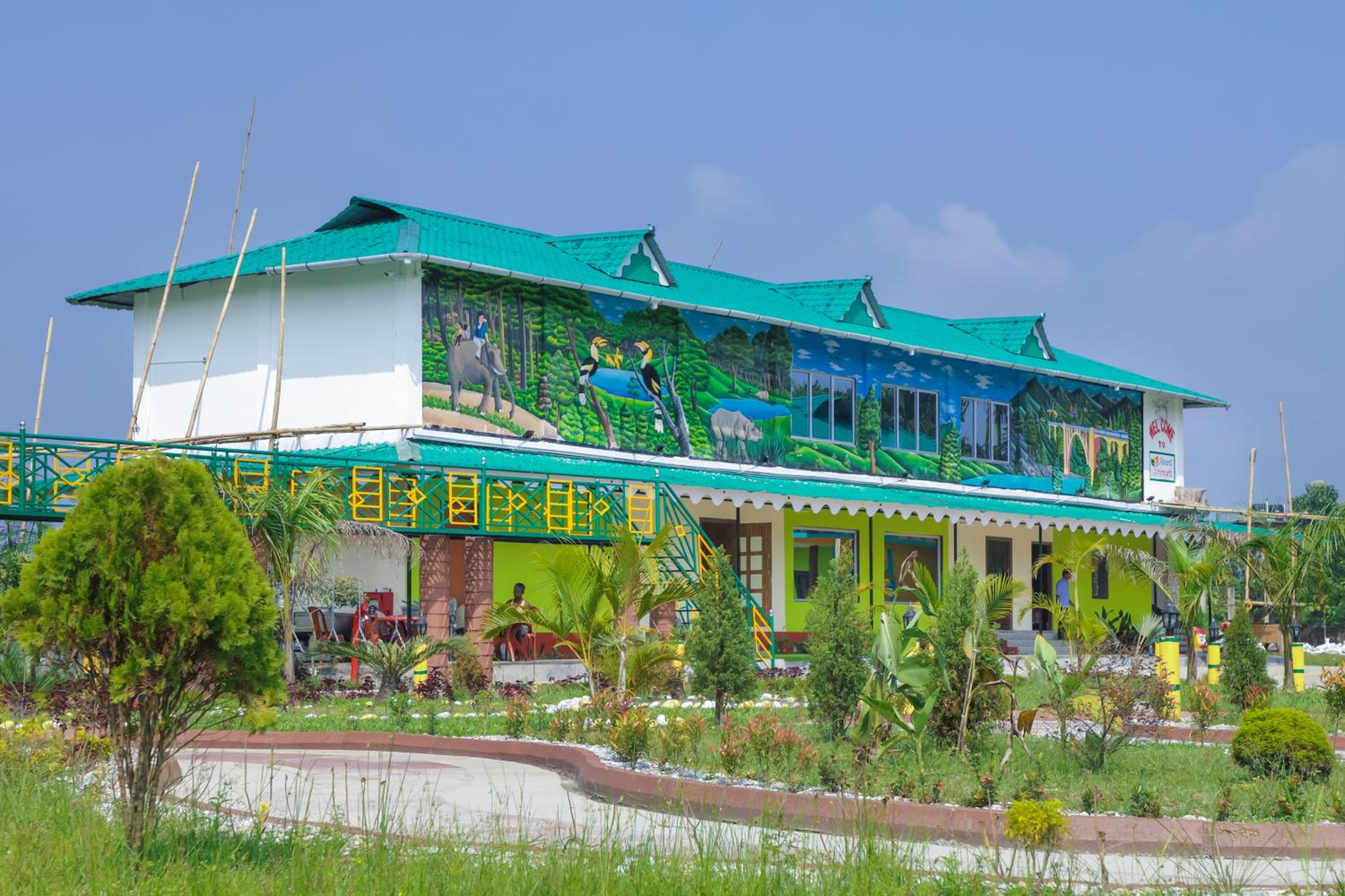 Resort Trimurti view 4