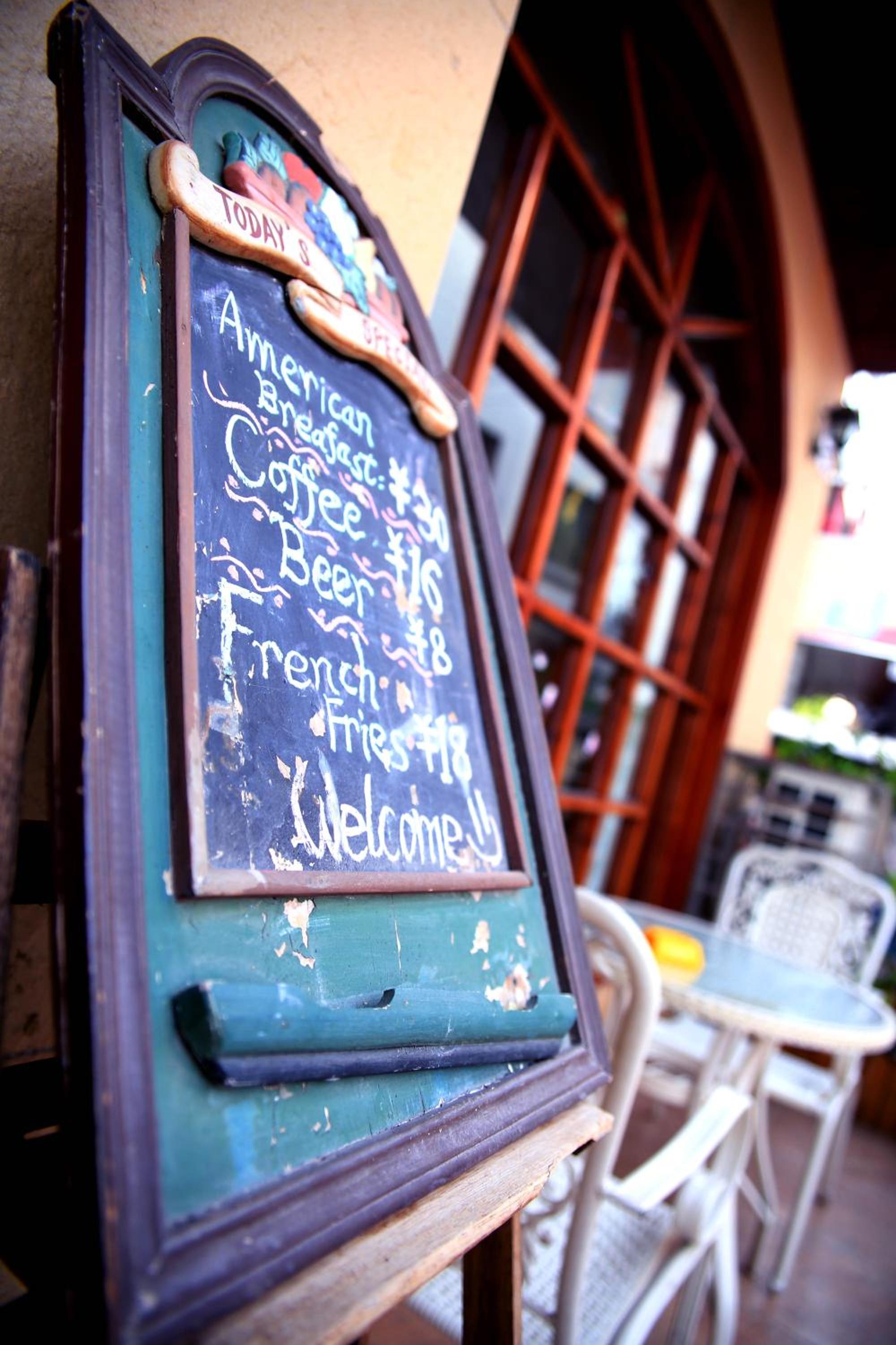Junshe Boutique Guest House-Complementary pick up servie for a 3-night stay in a deluxe room