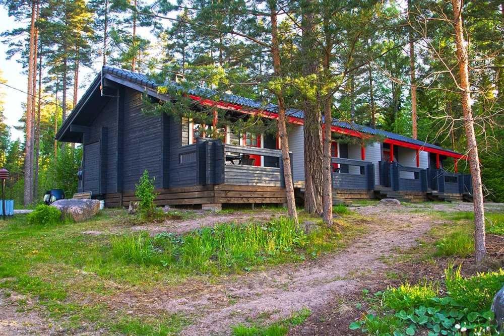 Isotalo Farm at enäjärvi lake