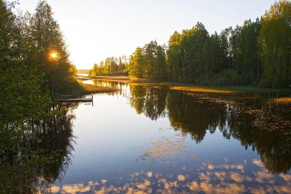 Isotalo Farm at enäjärvi lake