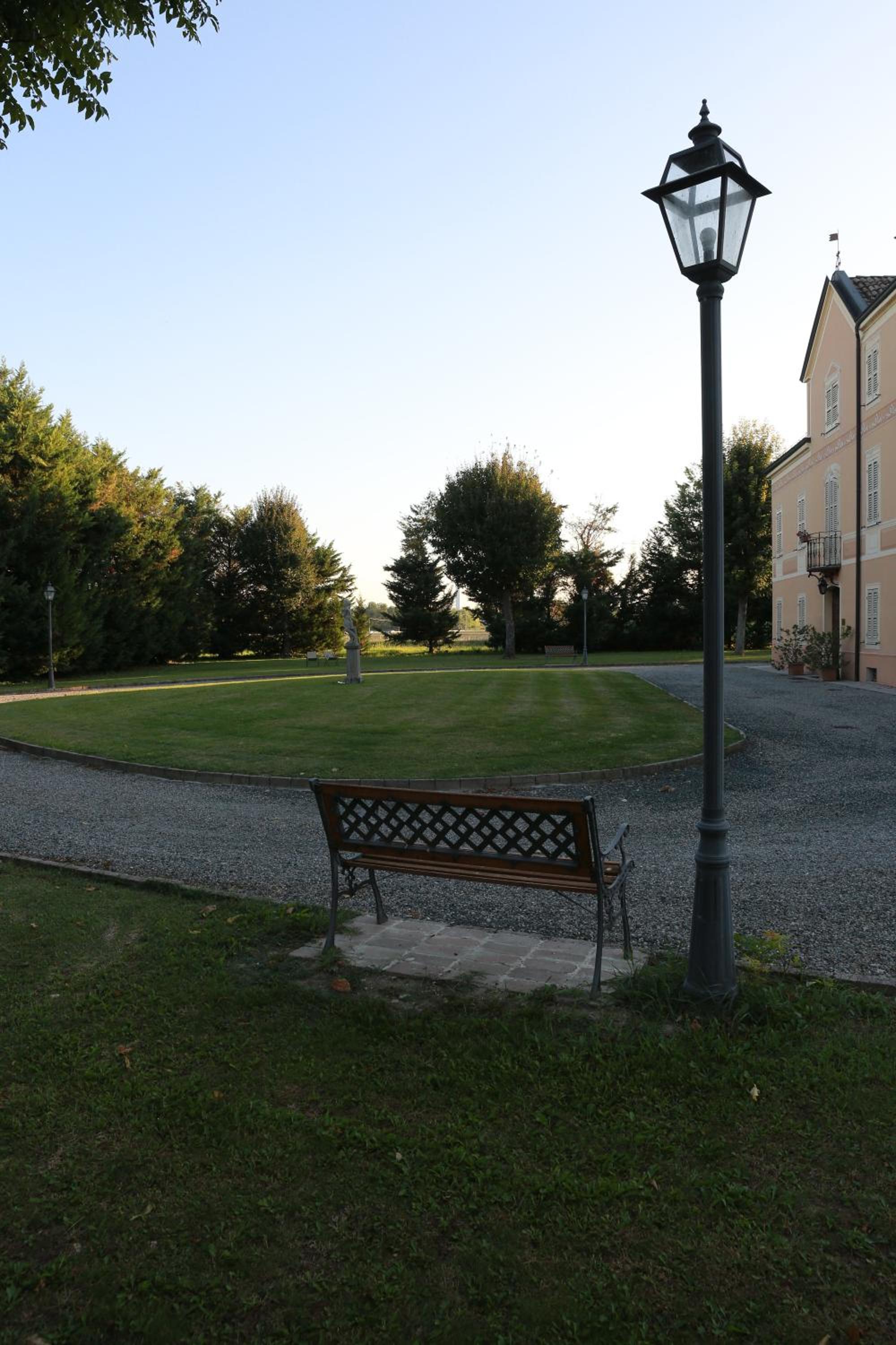 Villa Meli Lupi - Residenze Temporanee