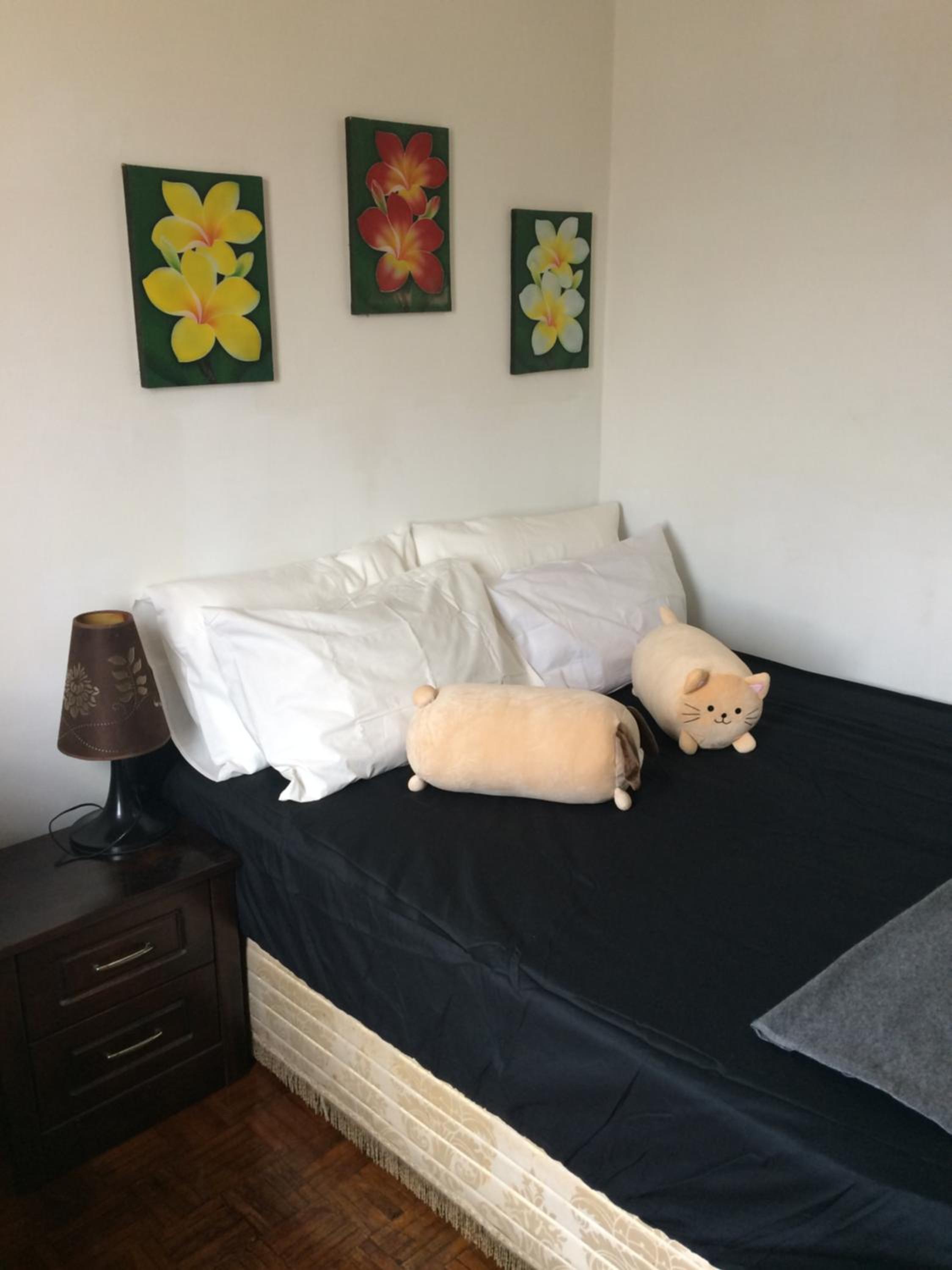 Cozy Middle Room at Suria Kipark Damansara Homestay with Fully Equipped Kitchen and Laundry photo 2