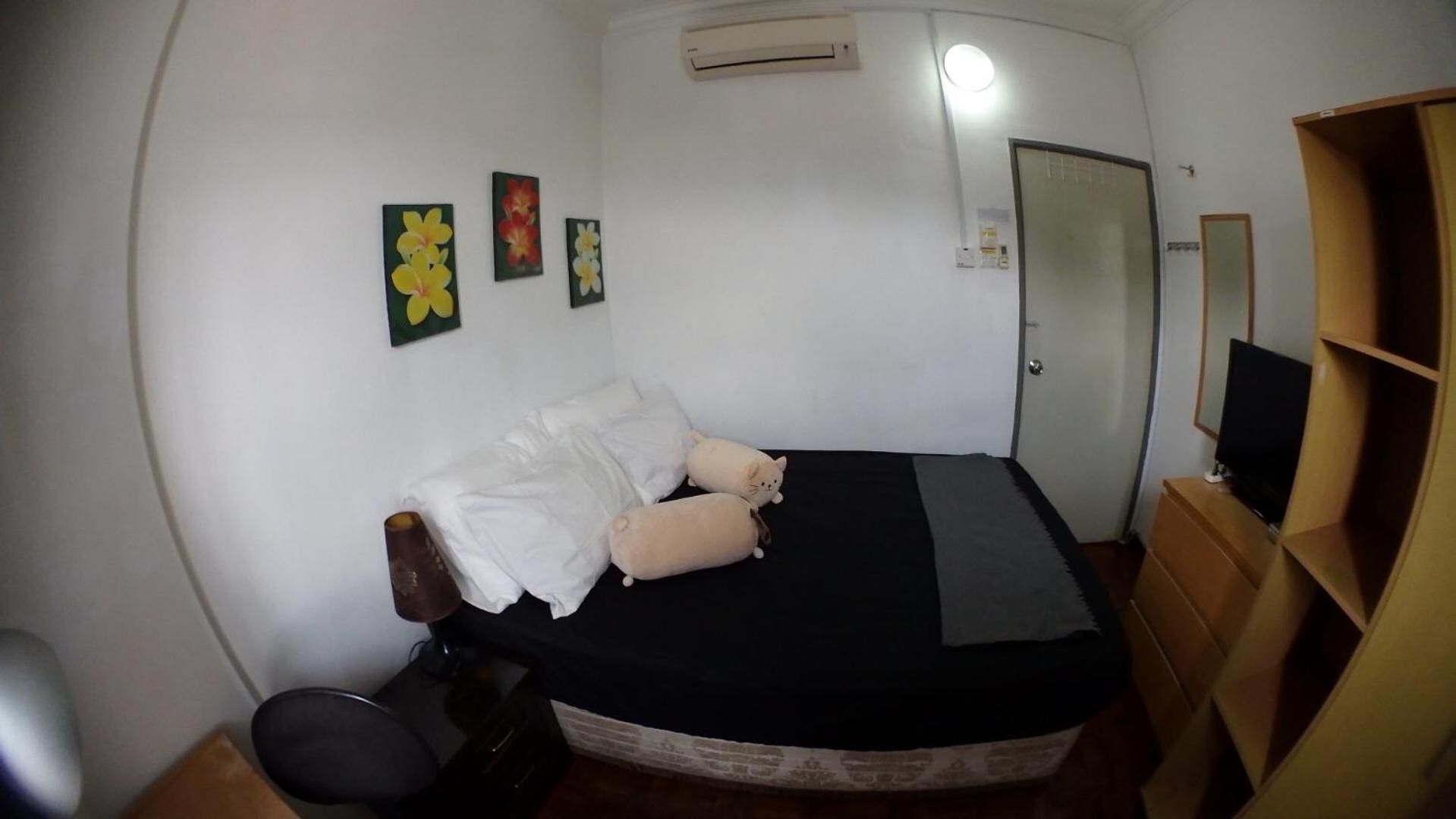 Cozy Middle Room at Suria Kipark Damansara Homestay with Fully Equipped Kitchen and Laundry view 5