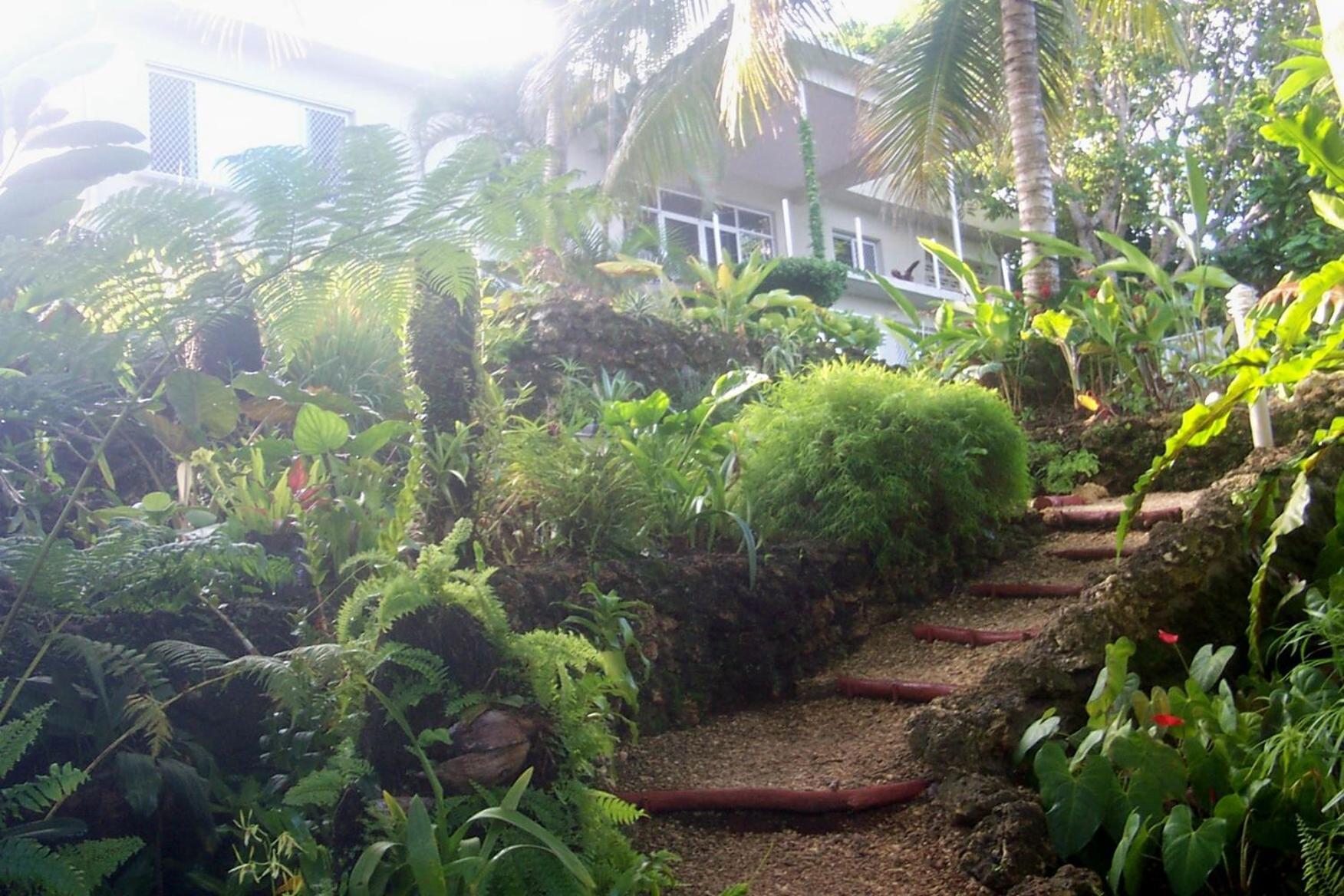 Seachange Lodge