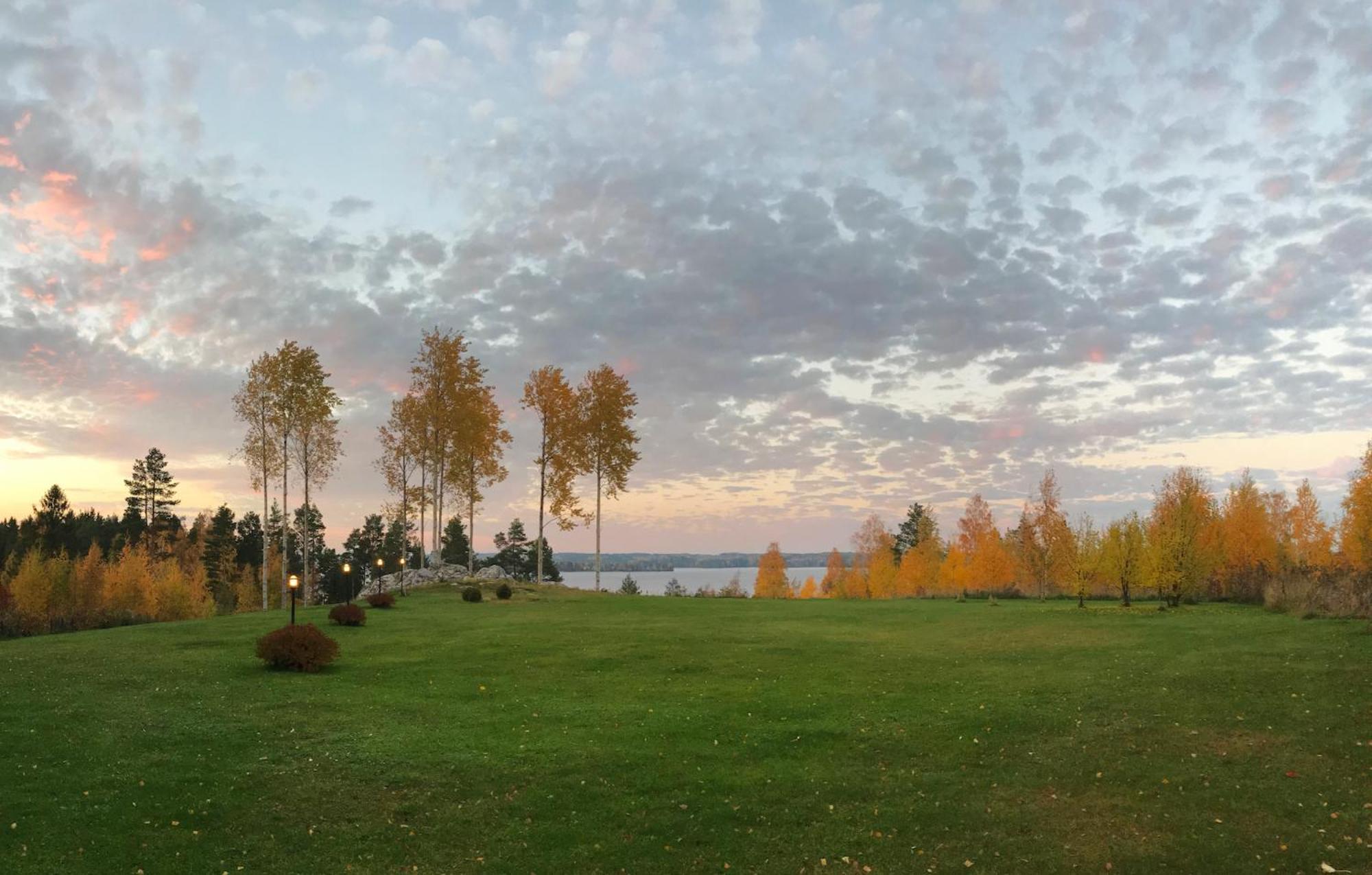 Tahlo Hillhouse and Underhill Beach & Sauna view 2