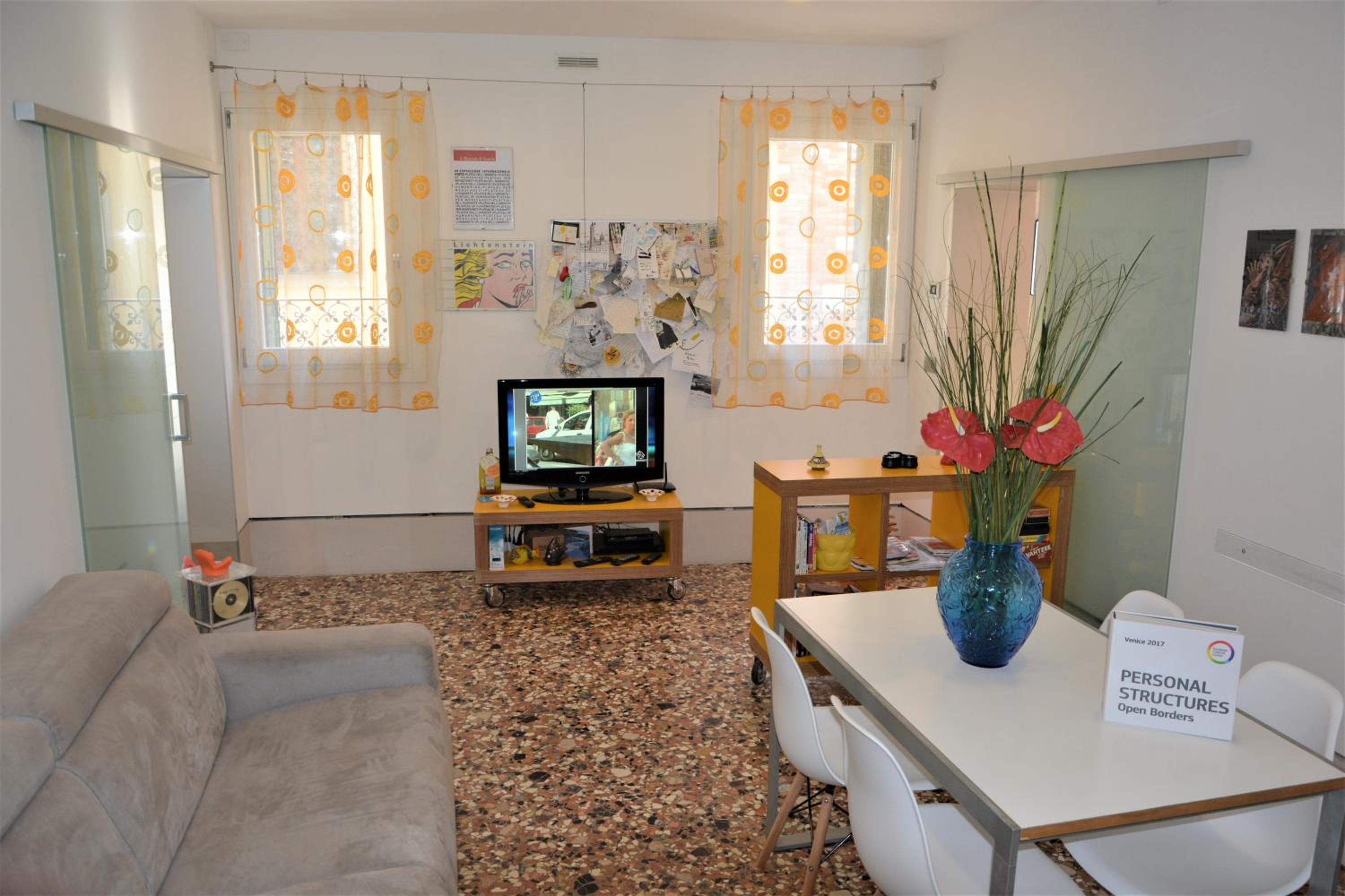 A CASA DI PEPLIS