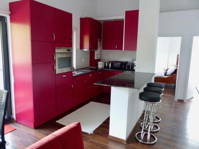 Modern, deluxe apartment in rural part of Floresti, Cluj-Napoca view 5