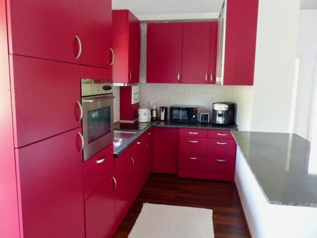 Modern, deluxe apartment in rural part of Floresti, Cluj-Napoca view 4