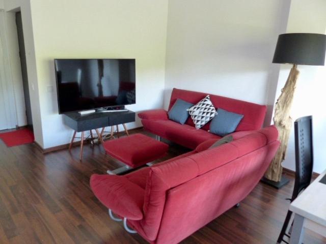 Modern, deluxe apartment in rural part of Floresti, Cluj-Napoca view 2