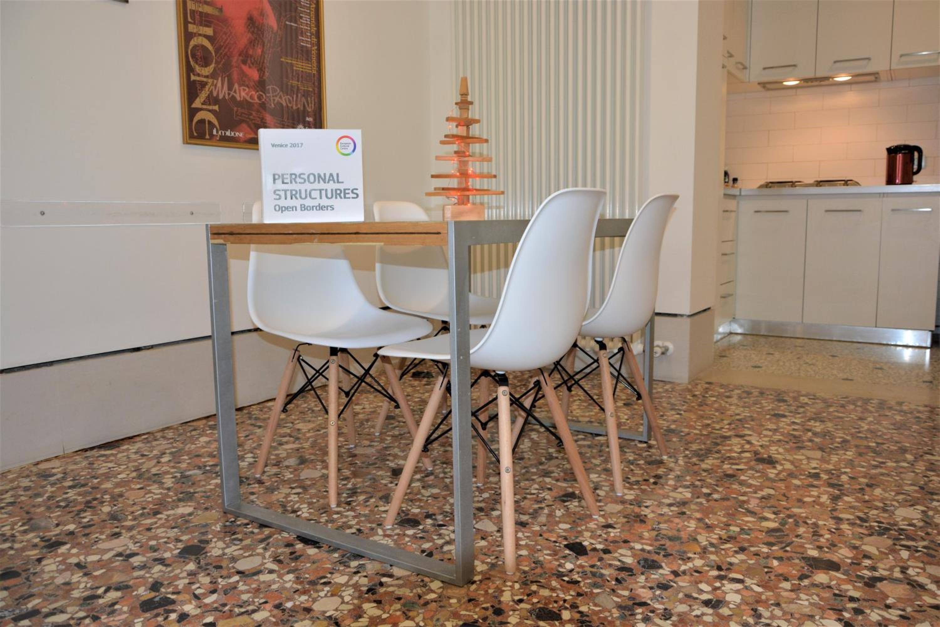 A CASA DI PEPLIS