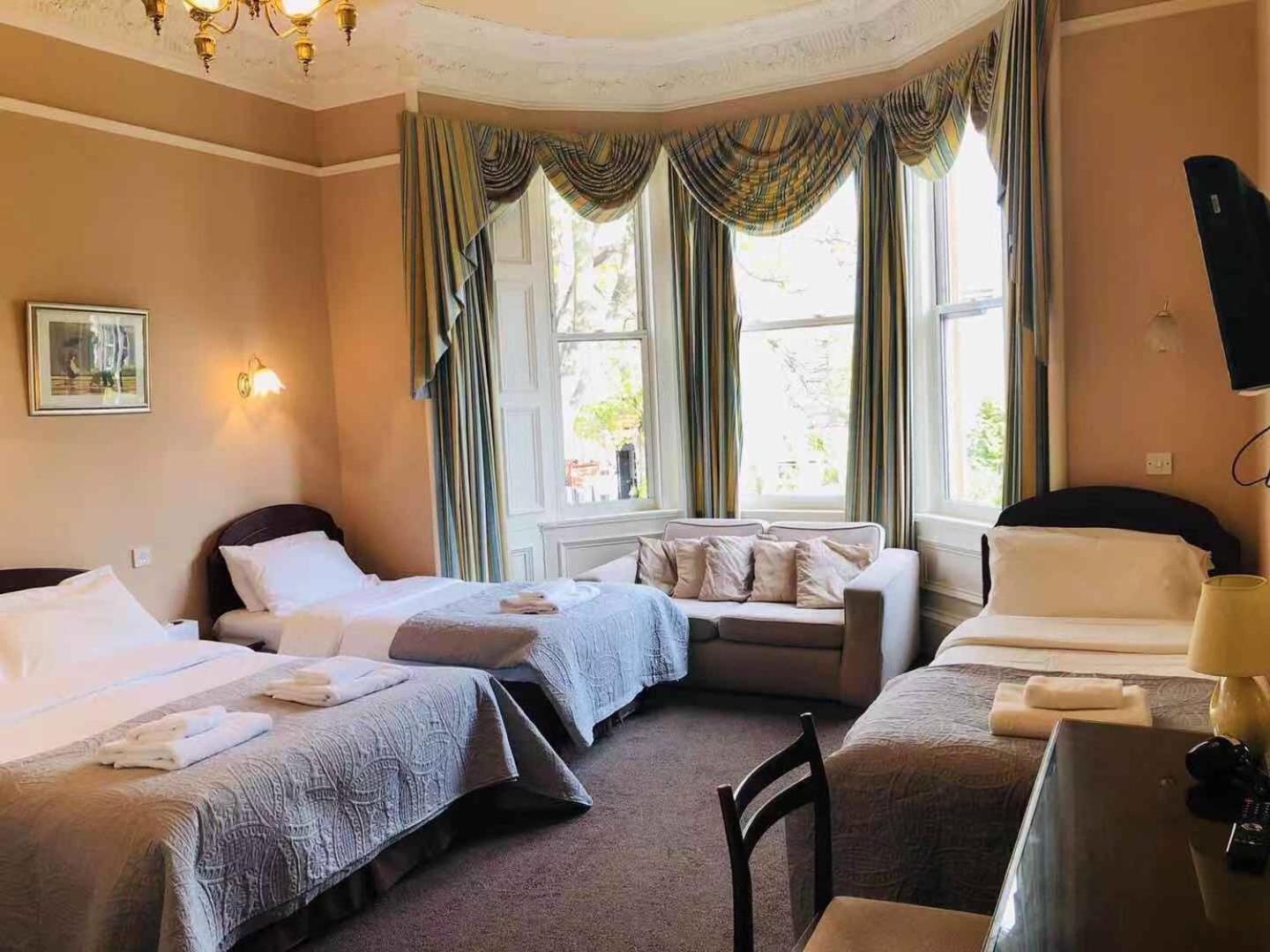 Allison House 16