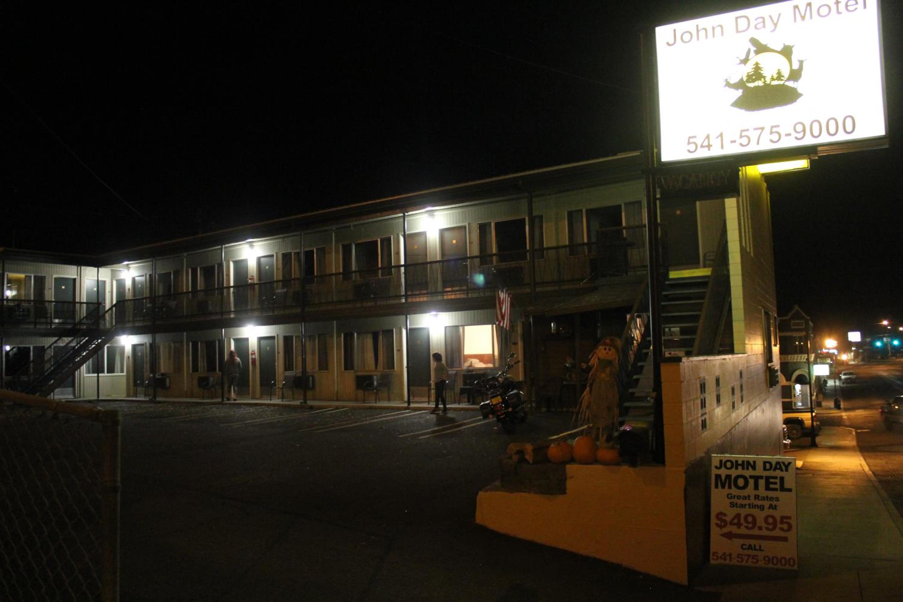 John Day Motel view 2