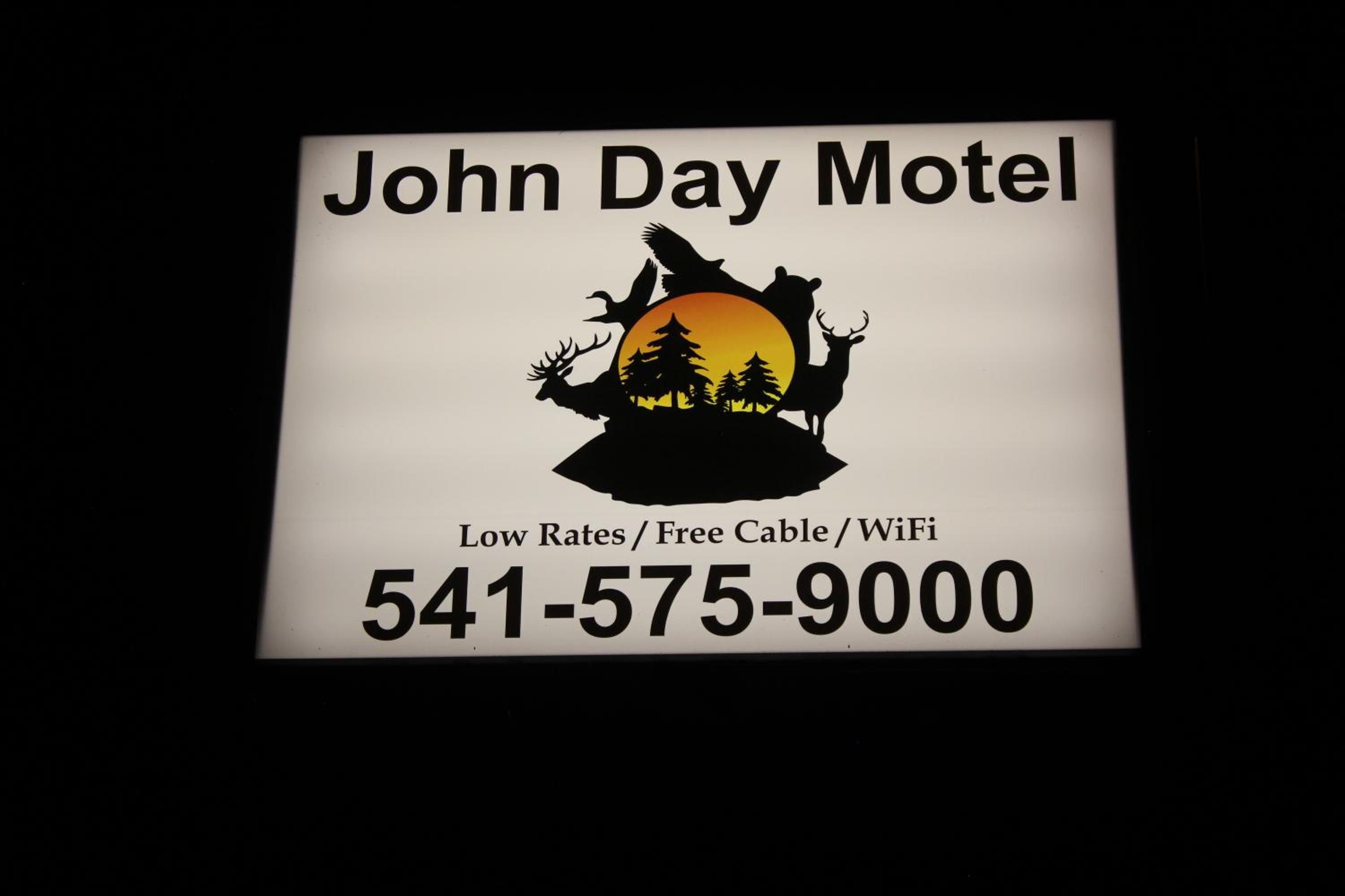 John Day Motel view 5