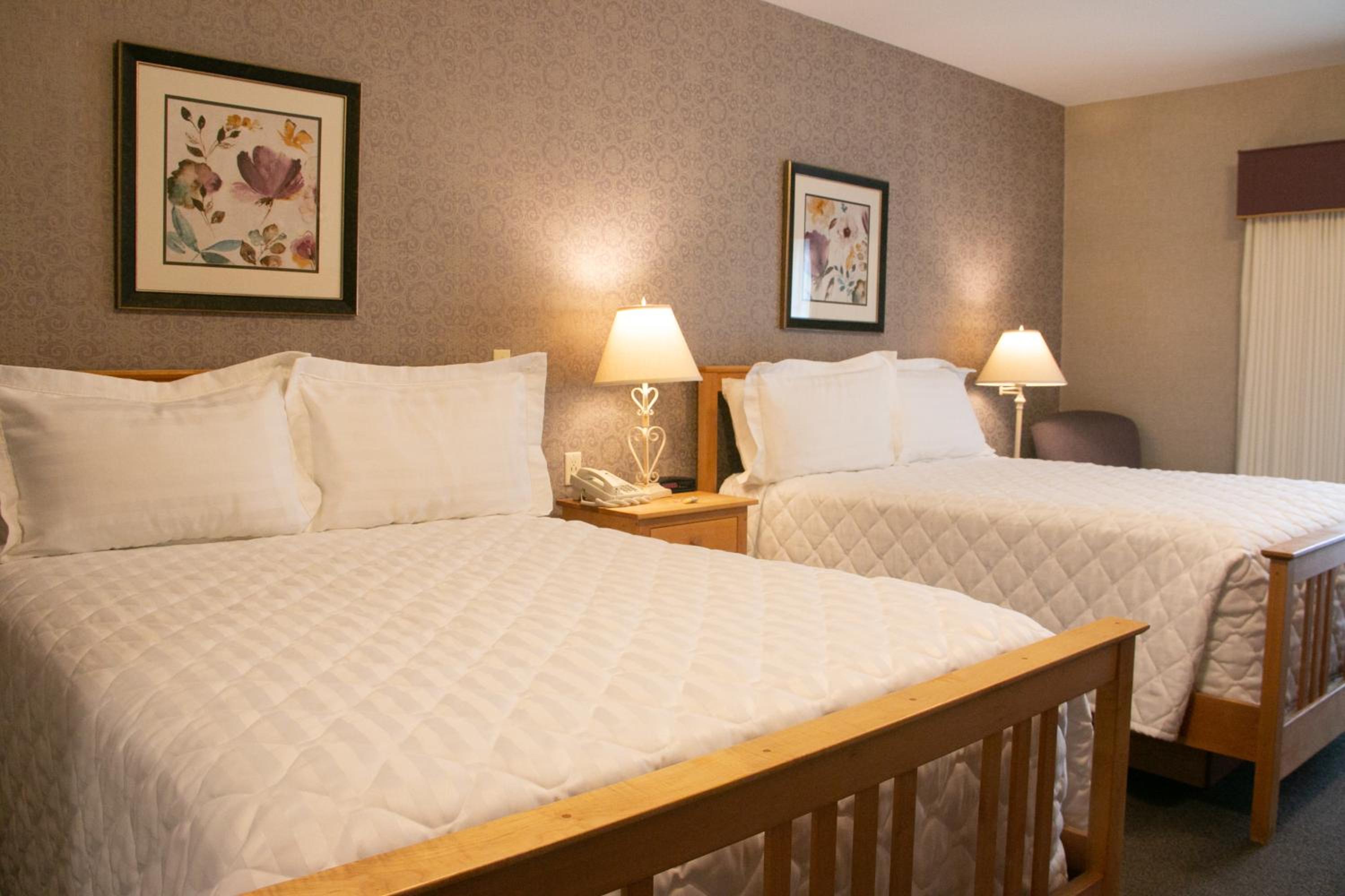 Essenhaus Inn & Conf. Center