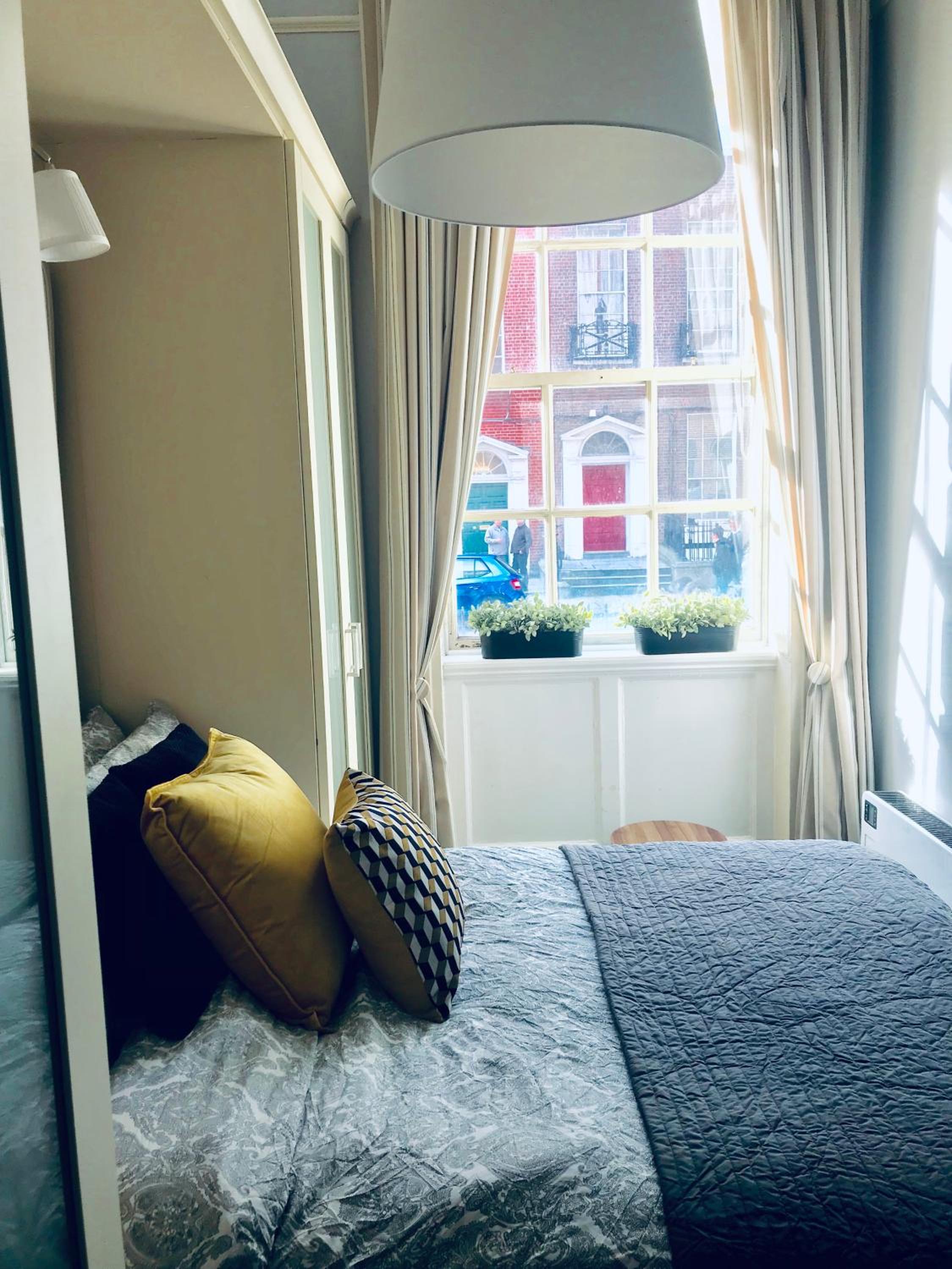 City Centre Georgian Style Apartment