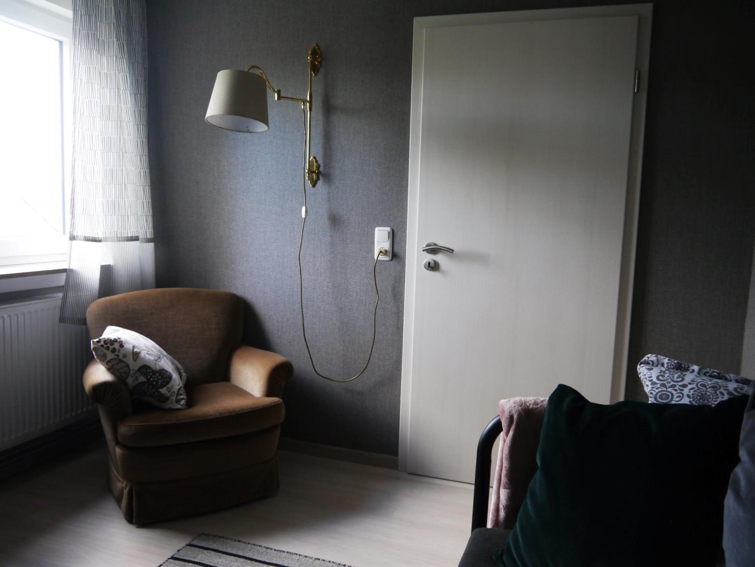 Kunst und Meer en Varel — hotel room