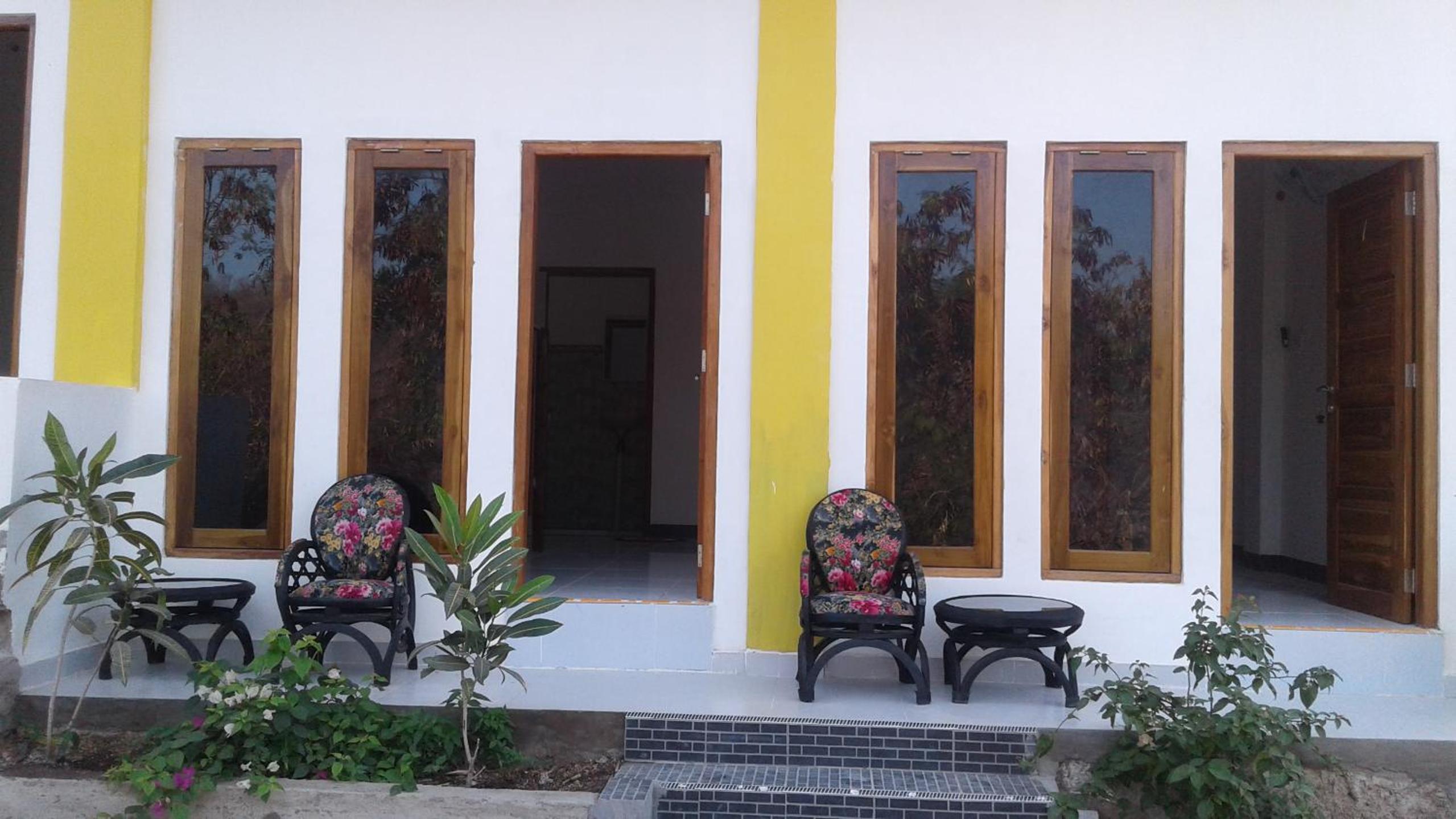 Photo 12