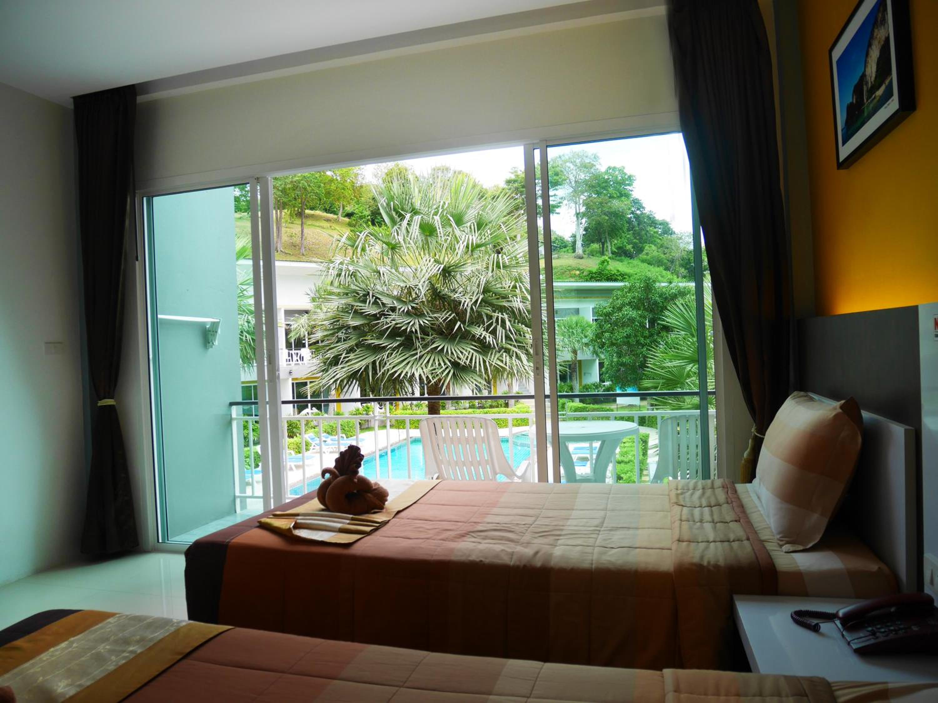 Gypsy Sea View Resort- Phi Phi Island