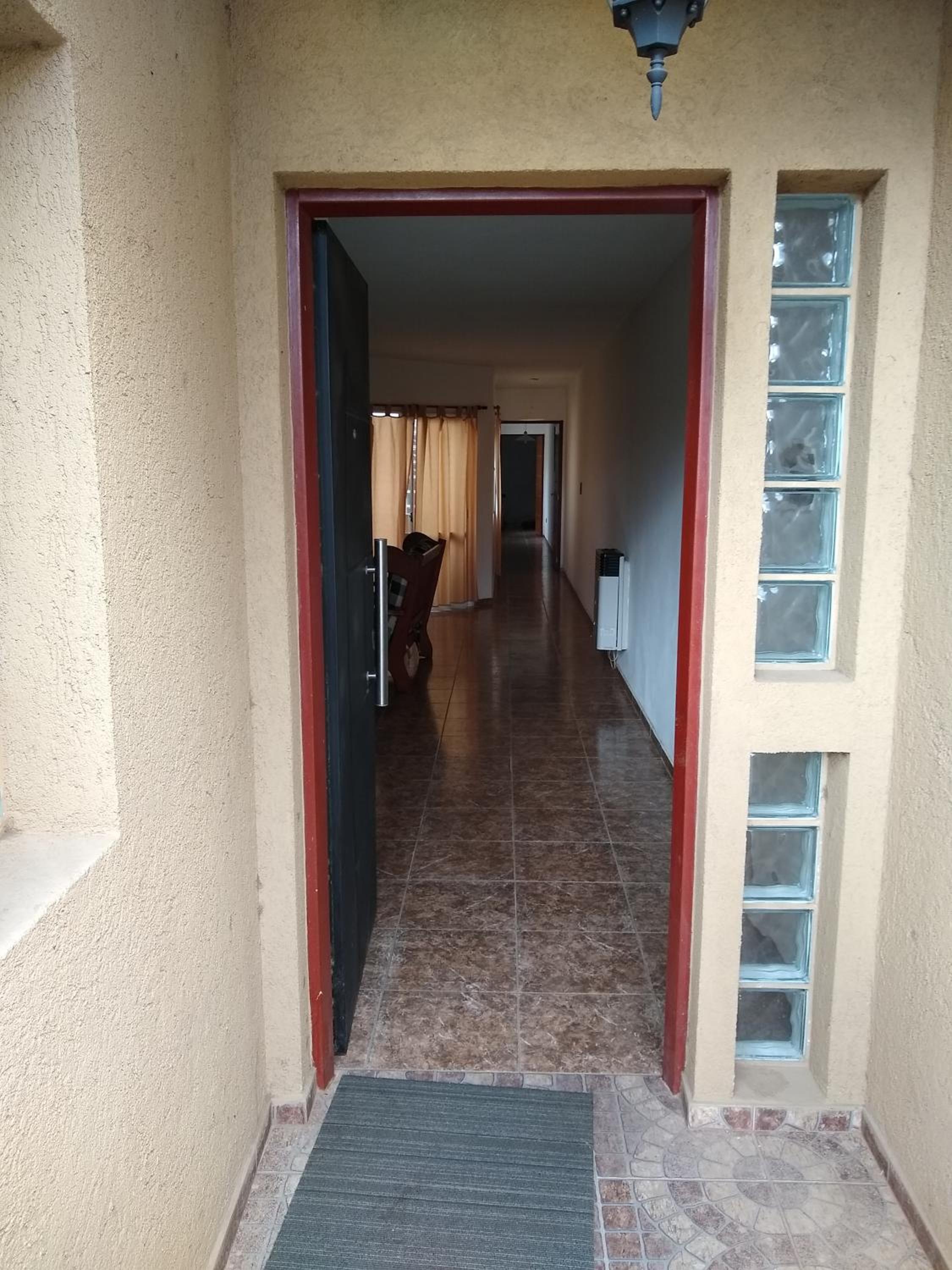 Amplio departamento Barrio Jardin