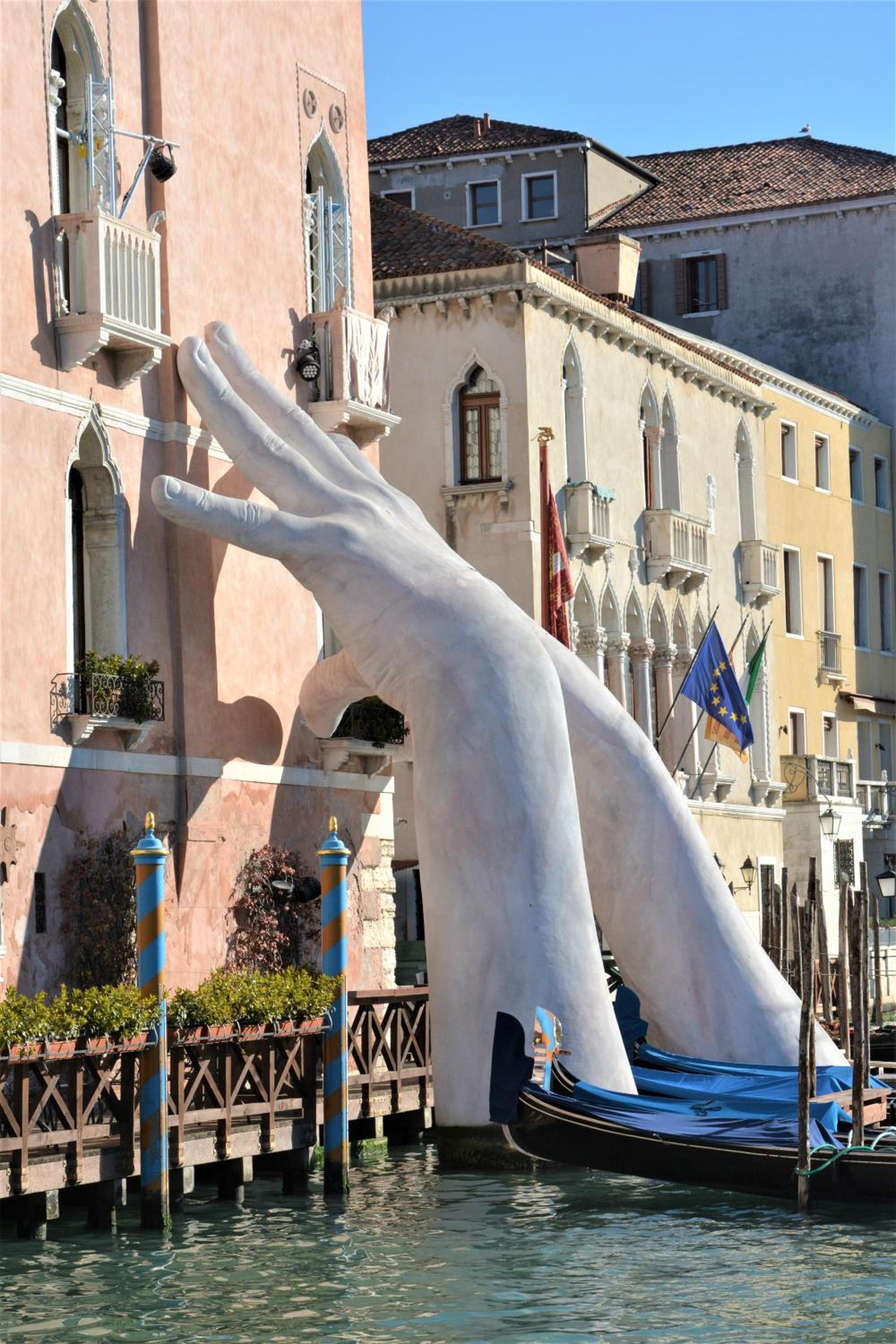 A CASA DI PEPLIS