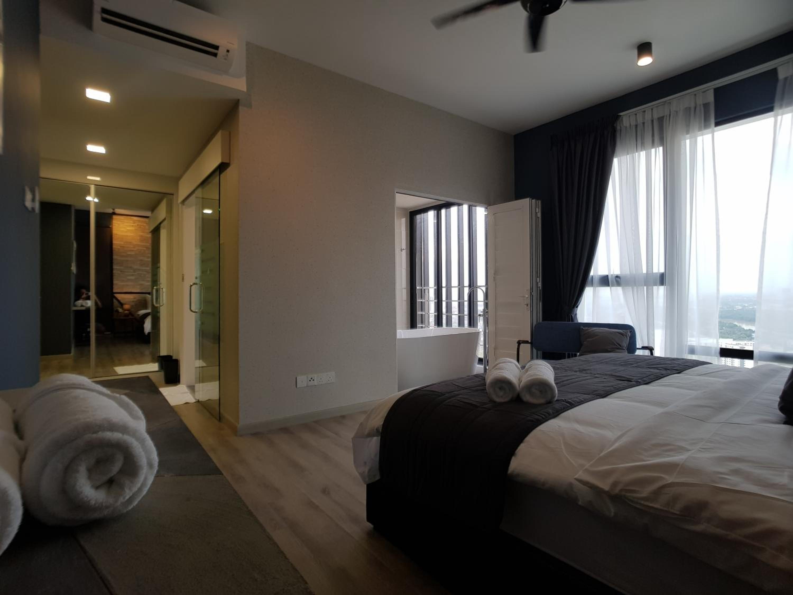 Southkey Mosaic by CozyStay