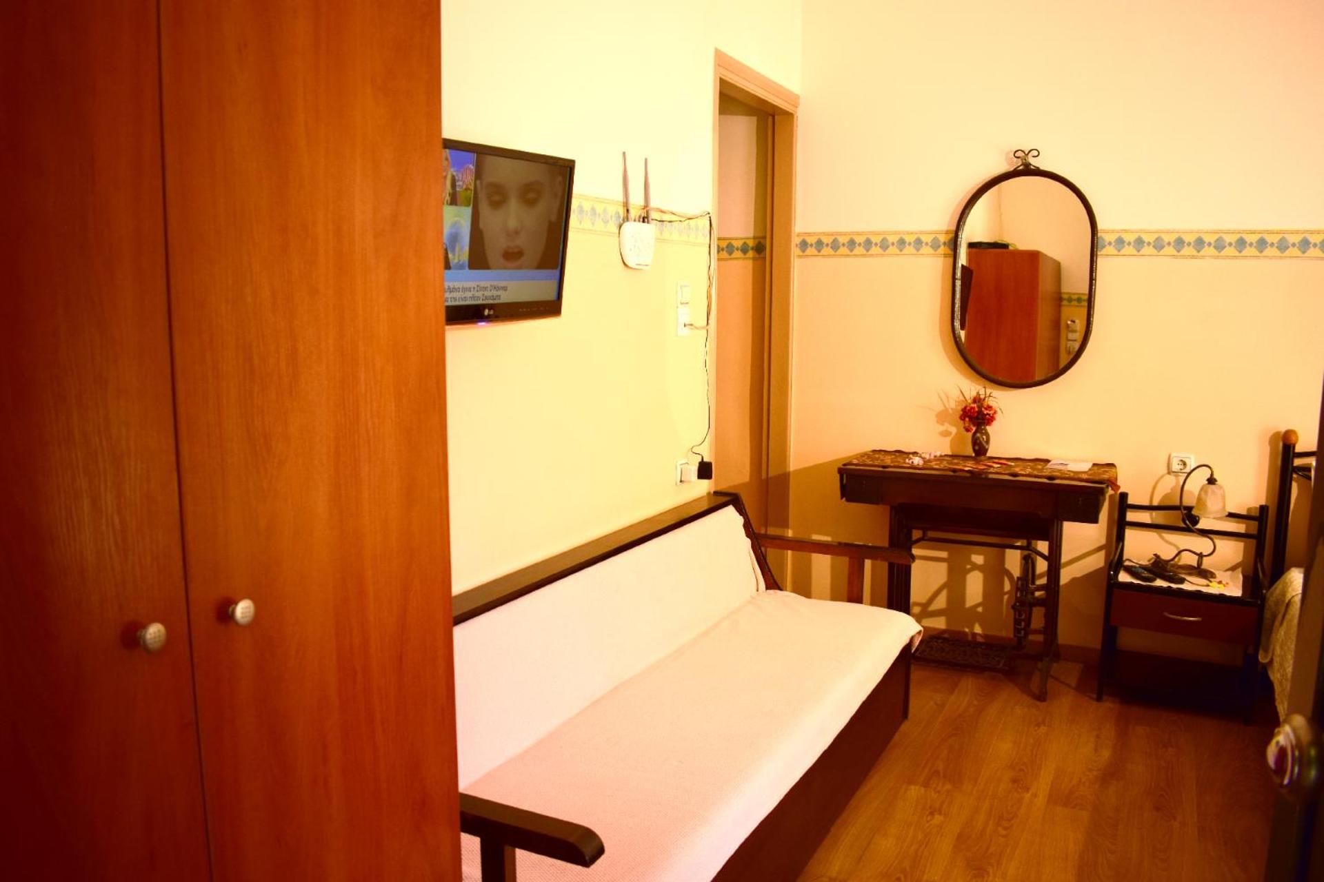 Stoa Rooms