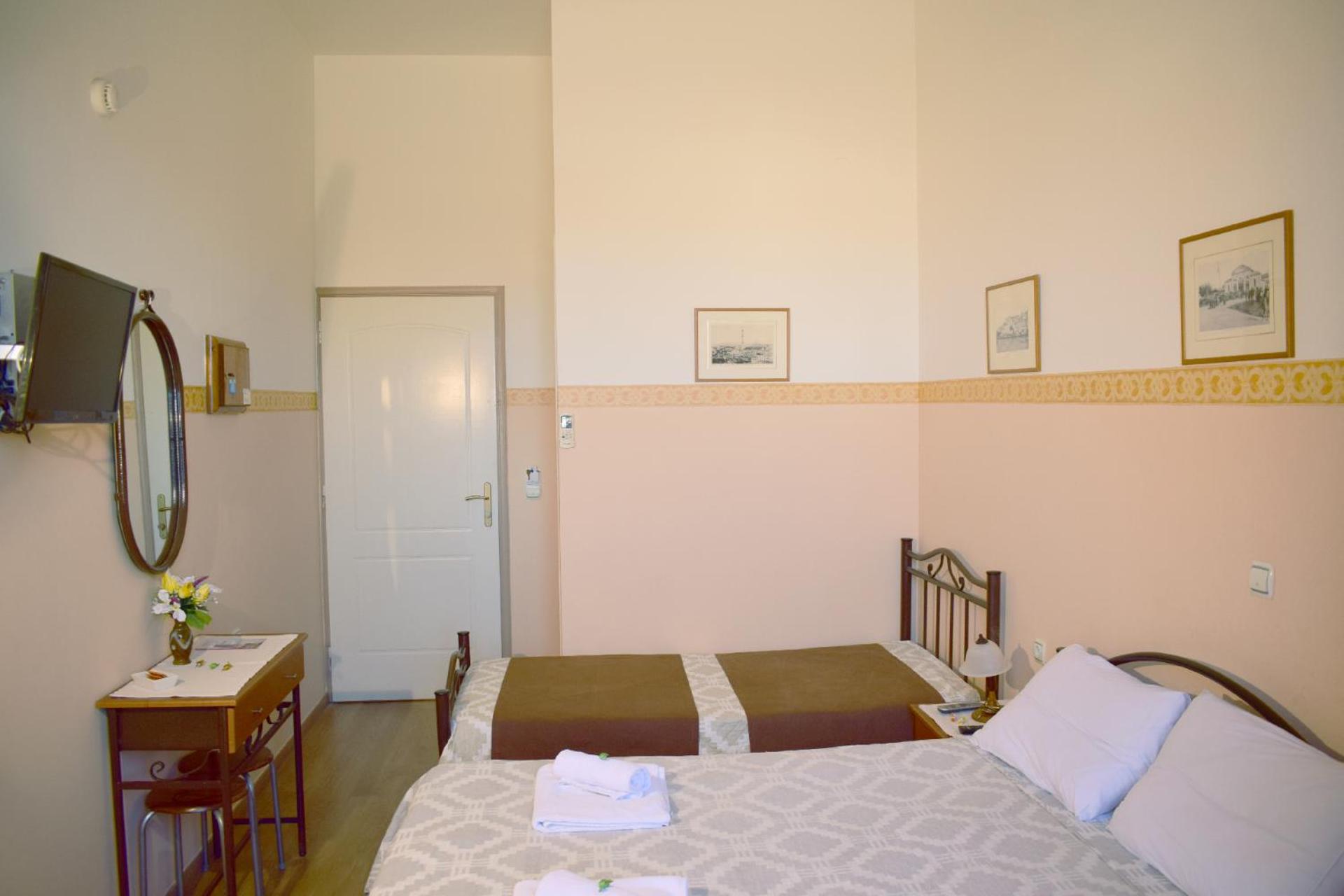 Stoa Rooms en Chania Town — bedroom