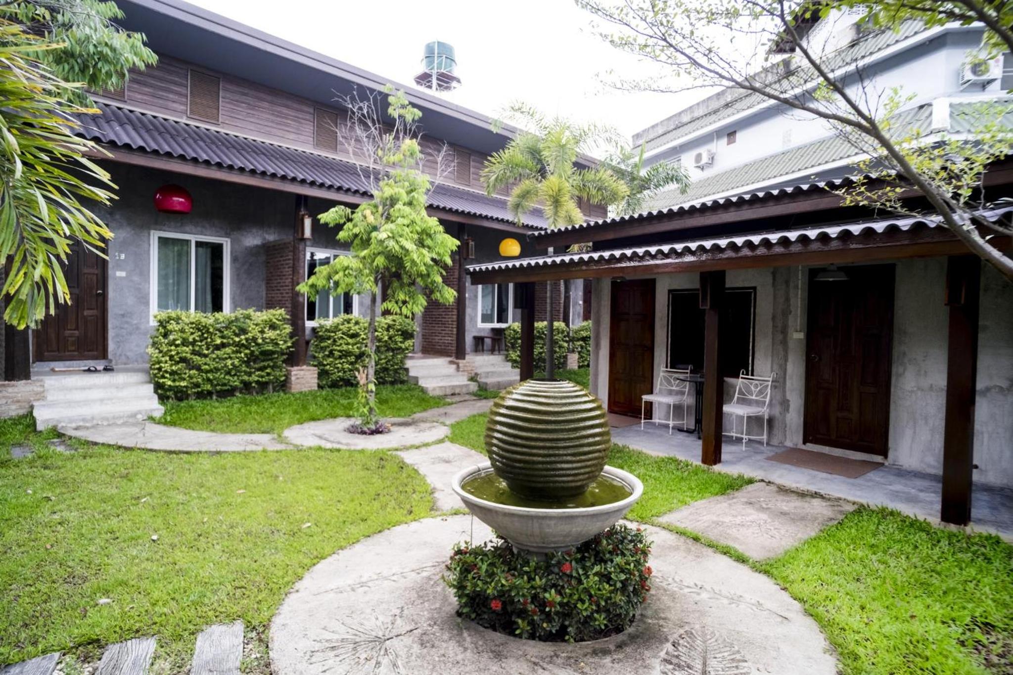 Home Inn Pai Garden
