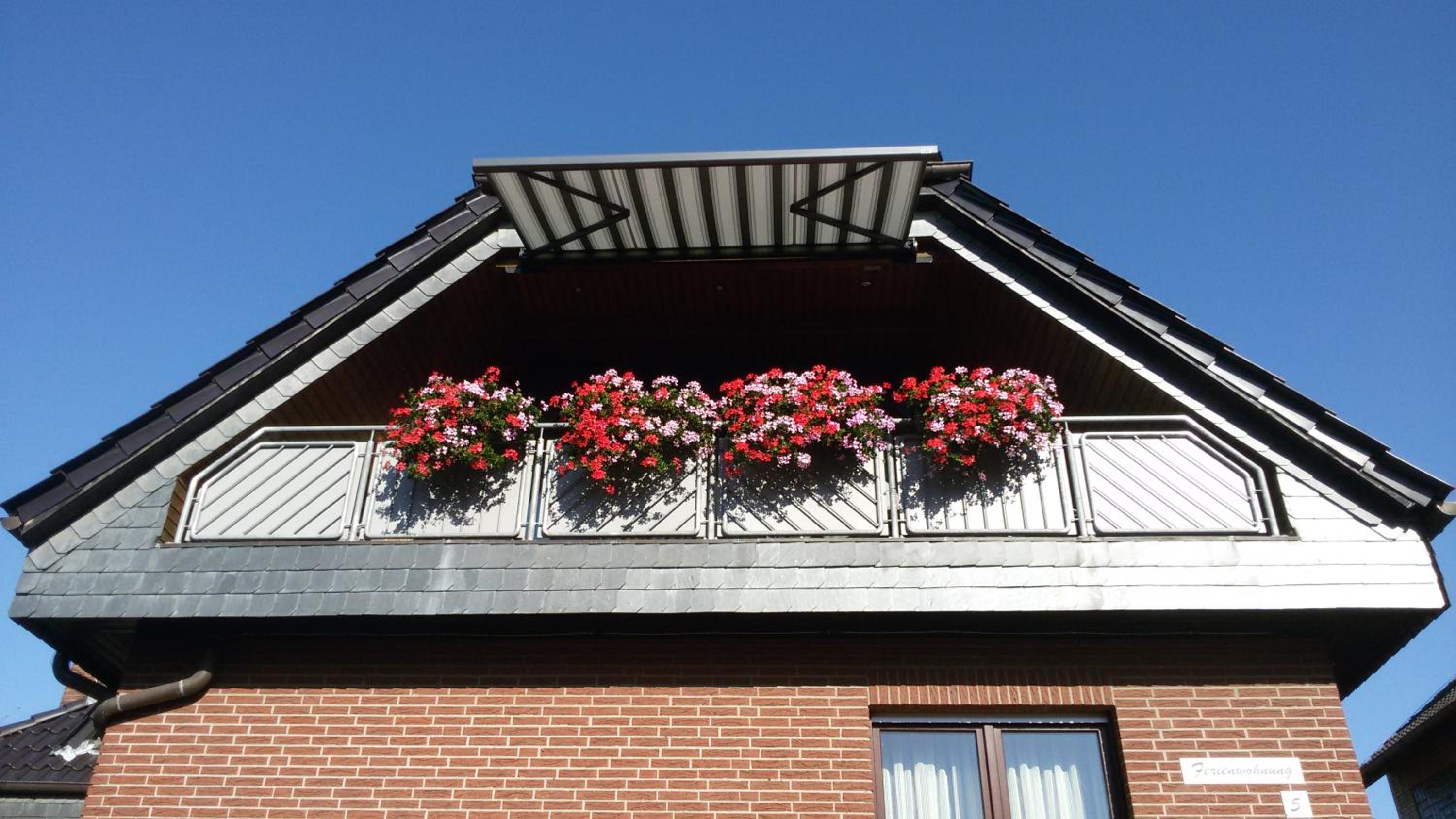 Zwei Ferienwohnungen Ankerpatz 70 qm mit Loggia Puppenstube 50 qm mit Gartenterrasse in Hagenburg nahe Steinhuder Meer - Property Image 32
