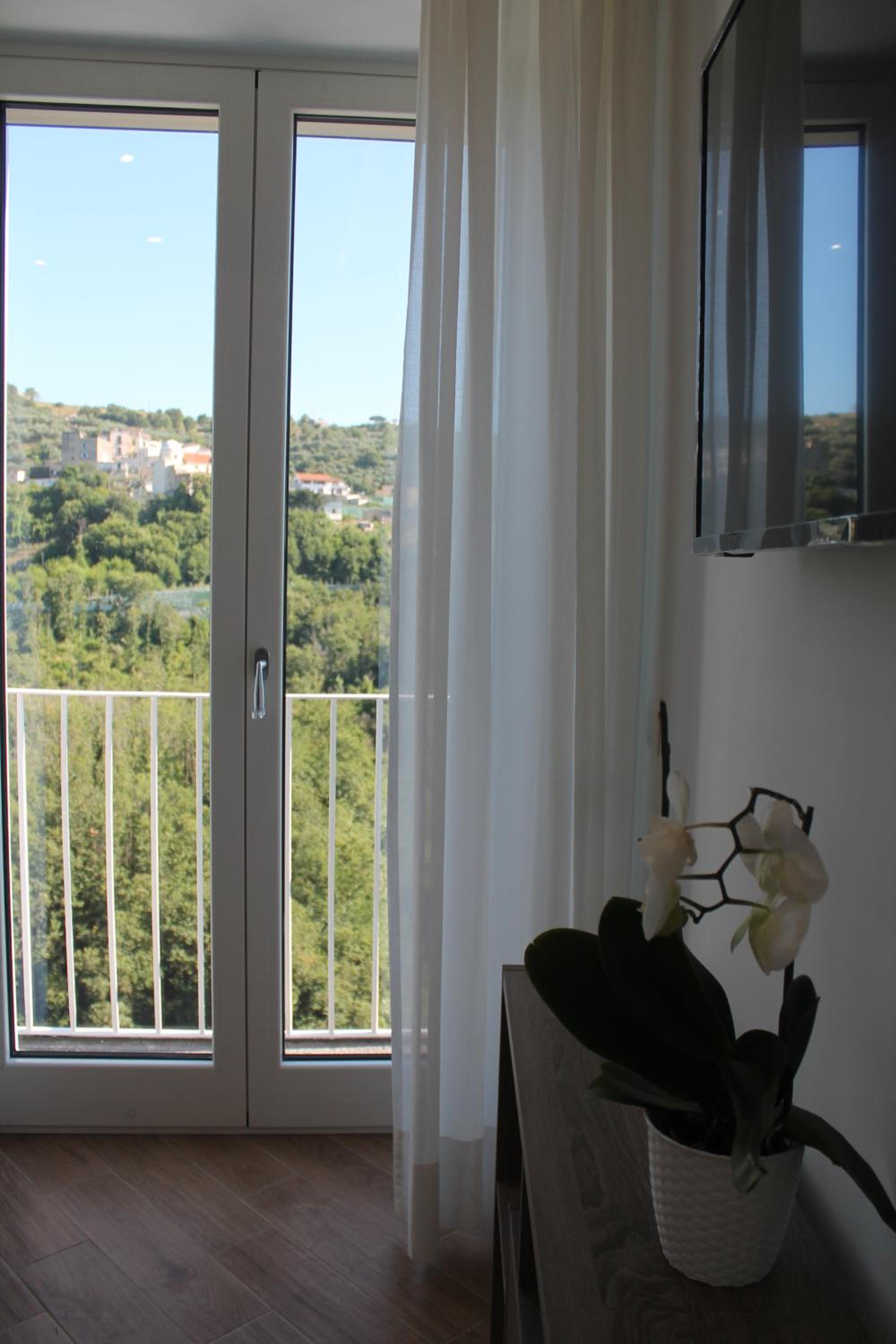 Sunset House photo 2