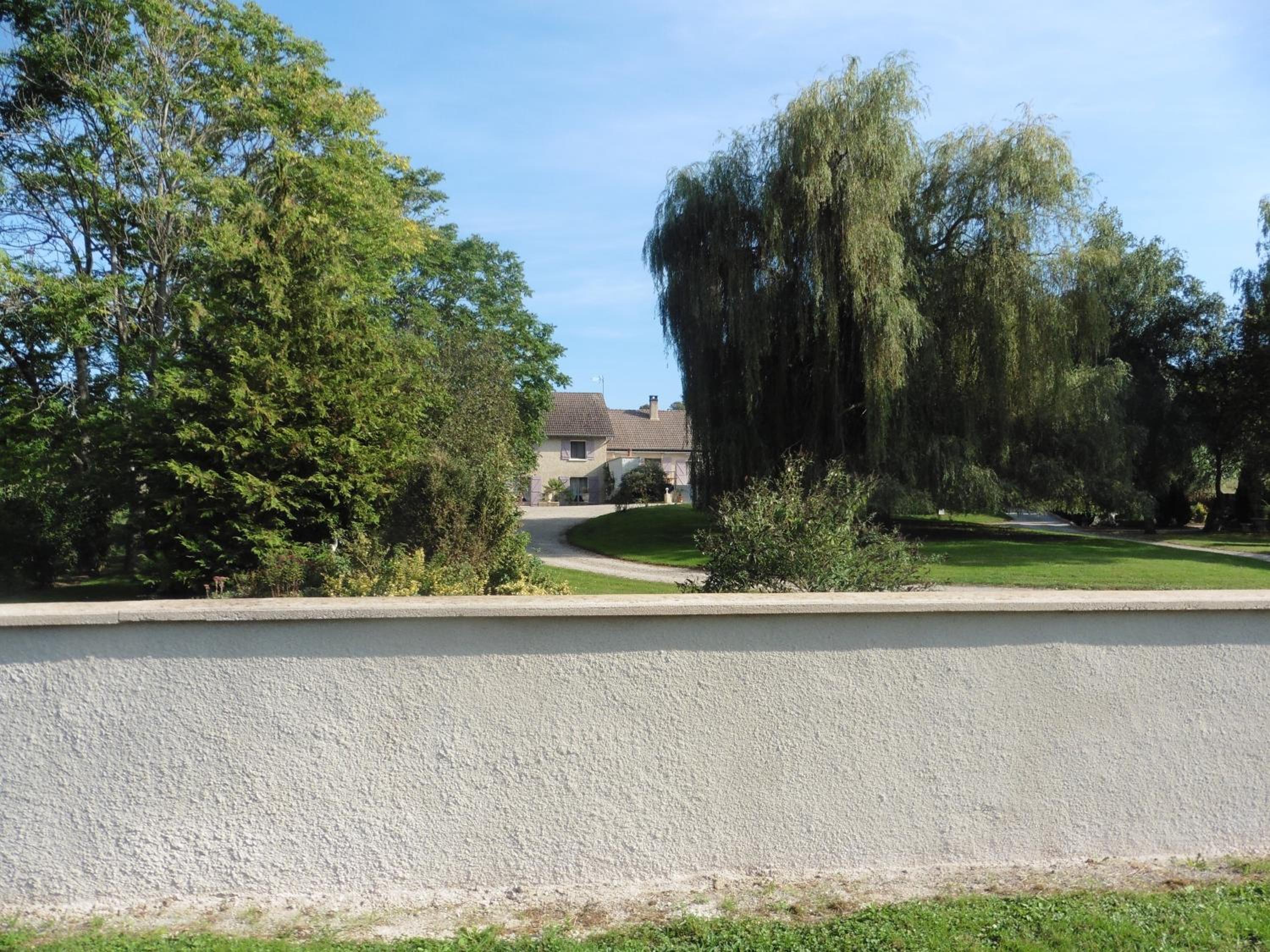 Clos de la Natouze view 3
