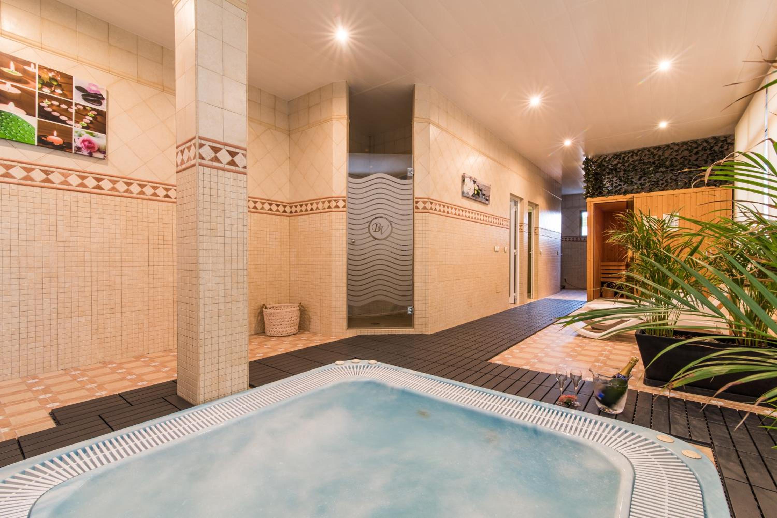 Hotel Baviera, photo 71
