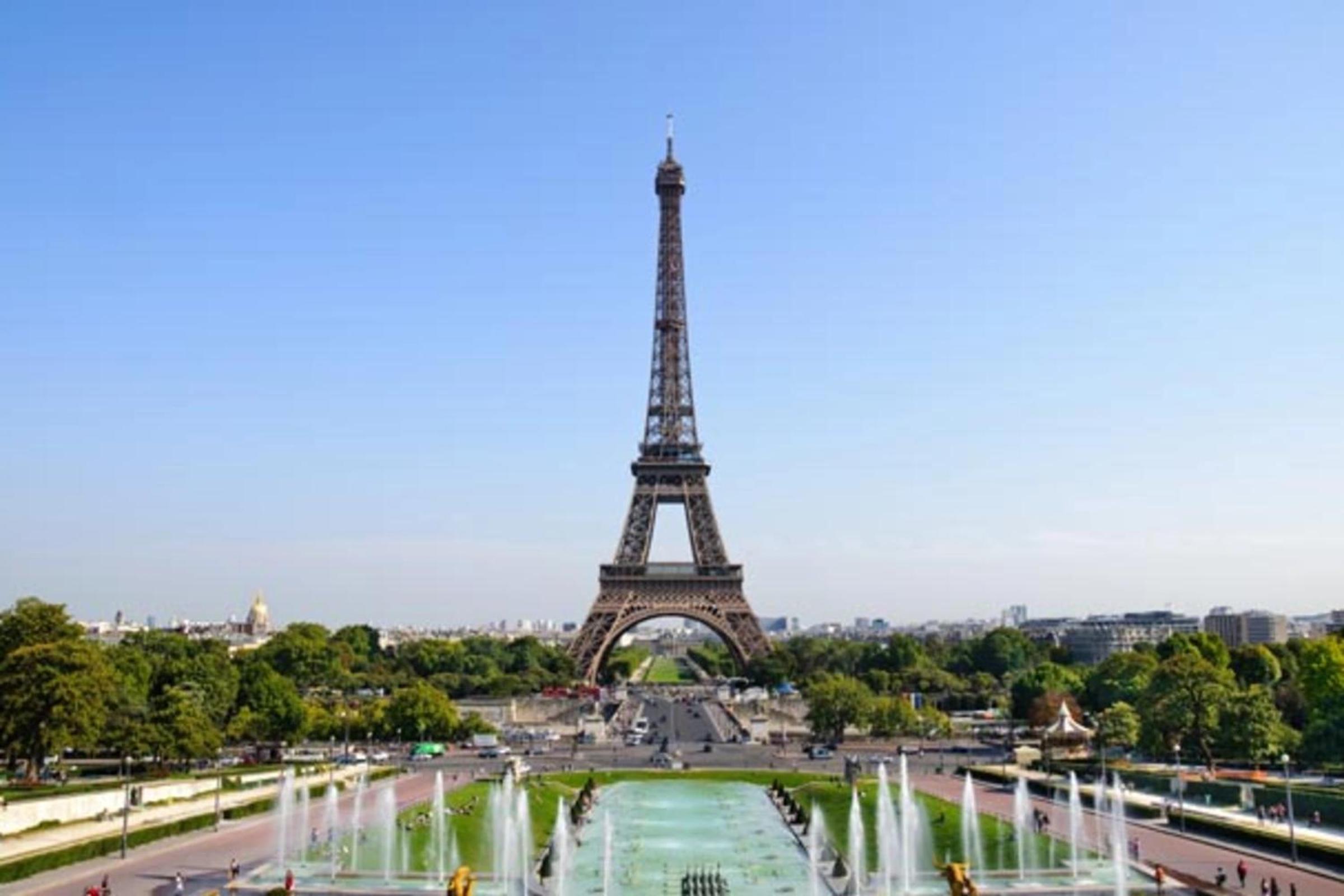 Joie Paris TOUR EIFFEL - Rue Cler