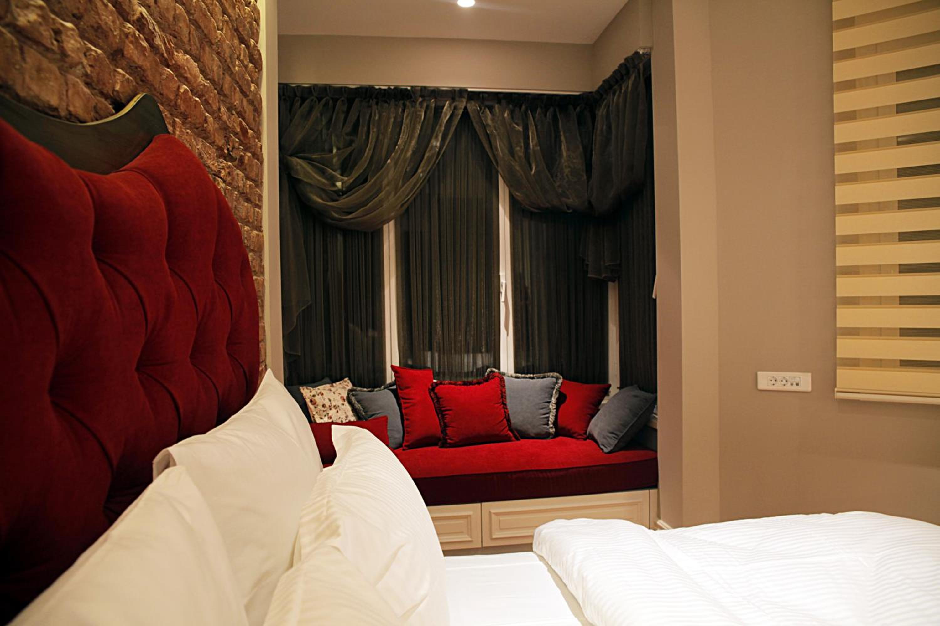 Frida Suites