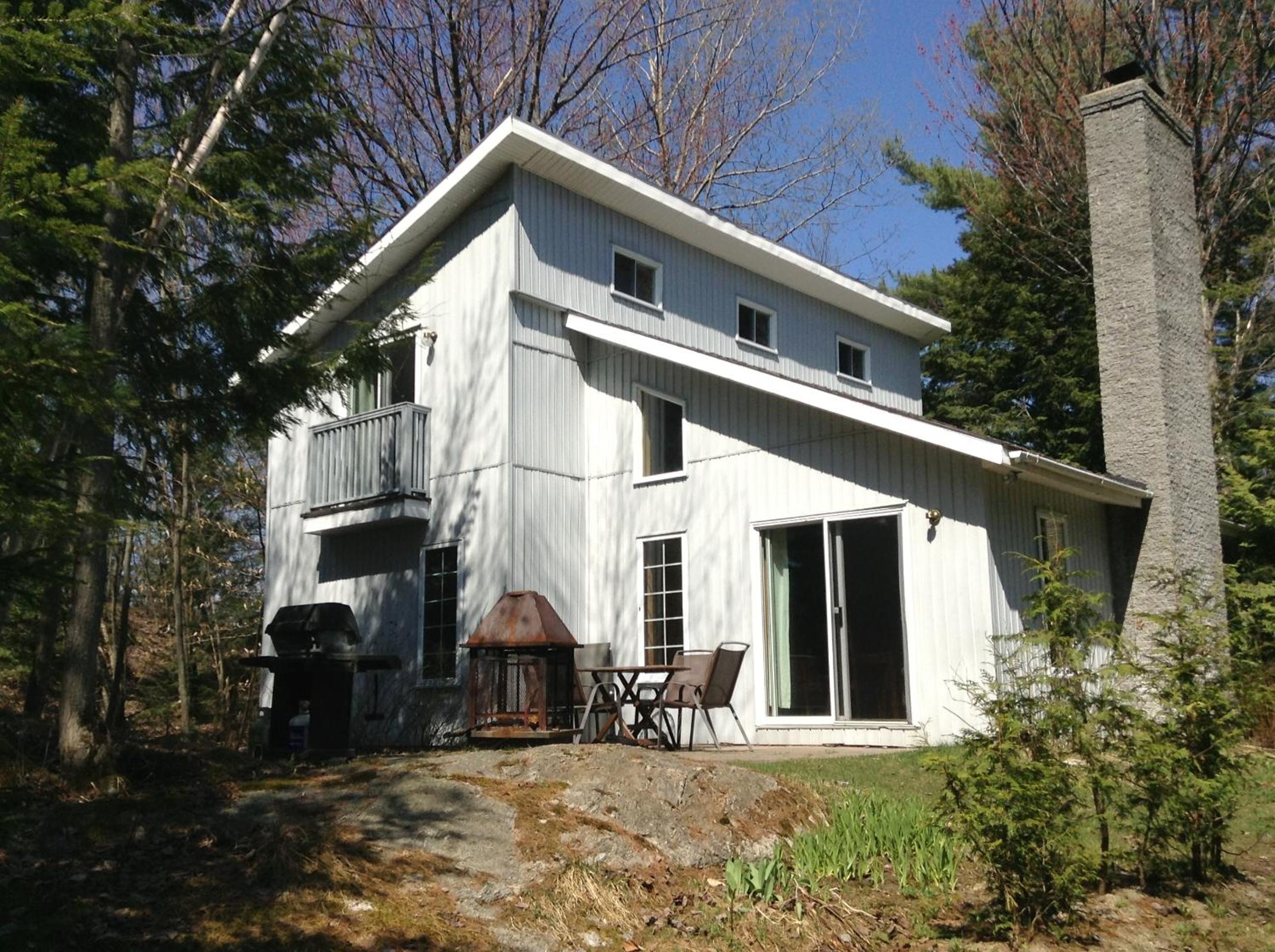 Chalet au bord de l'eau Le Nymphéa