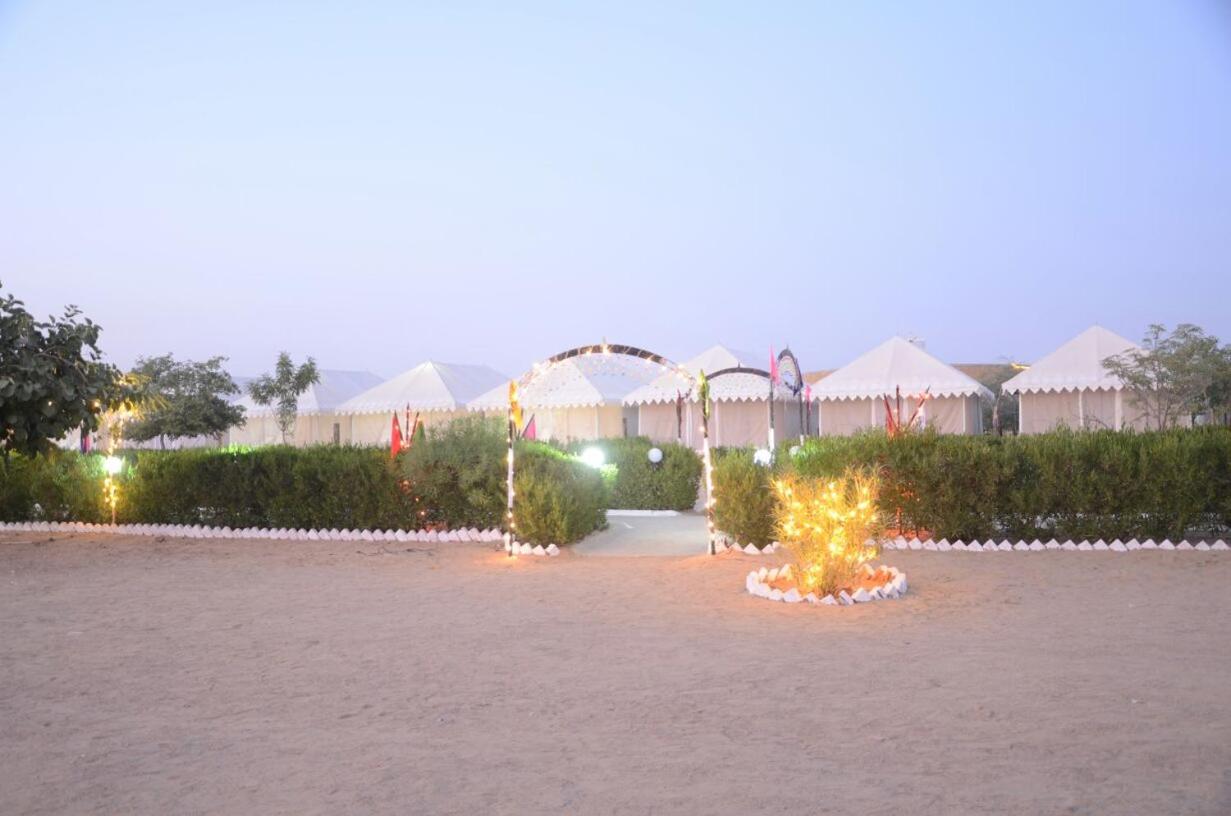Oasis camp sam