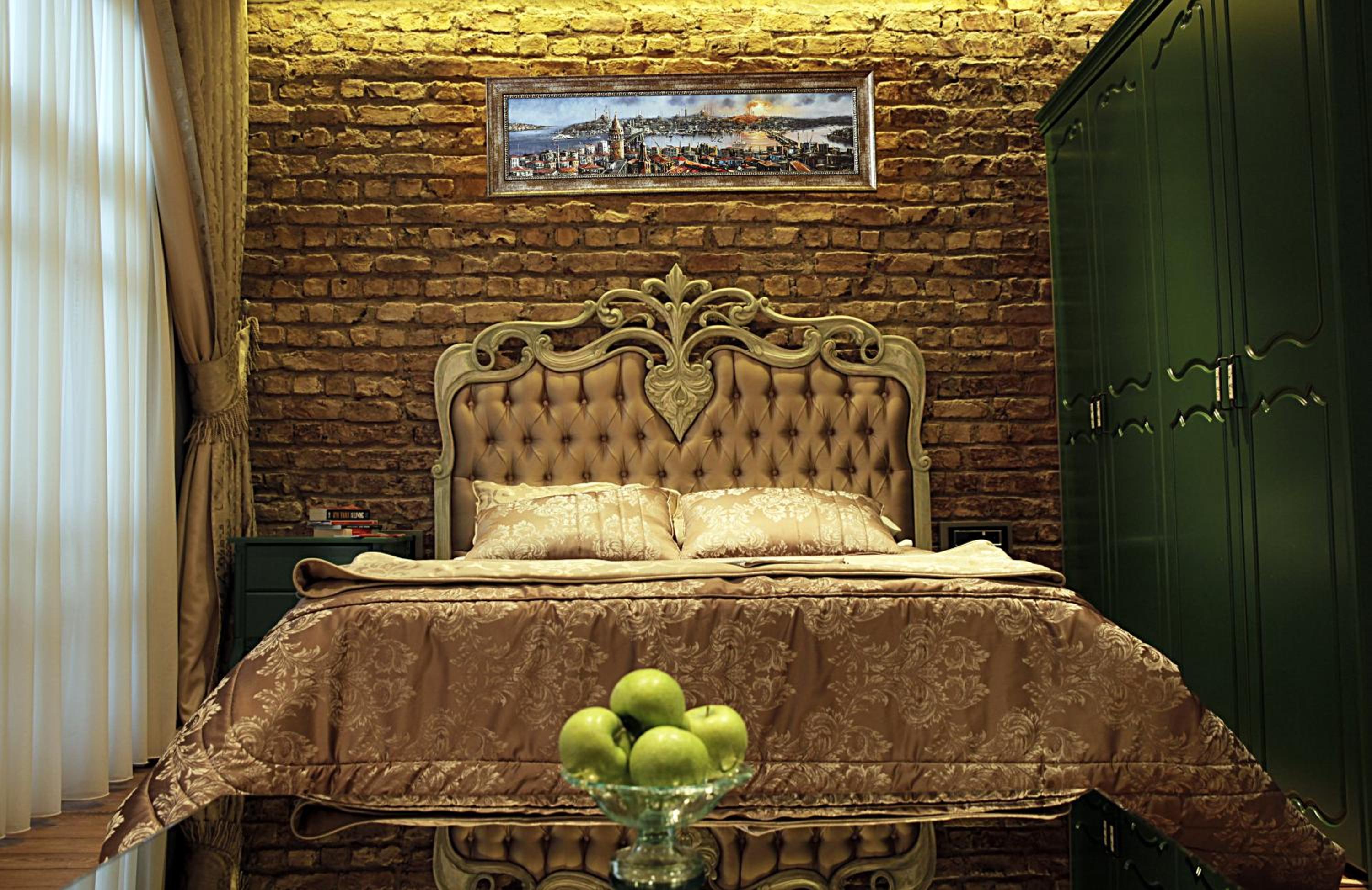 Frida Suites