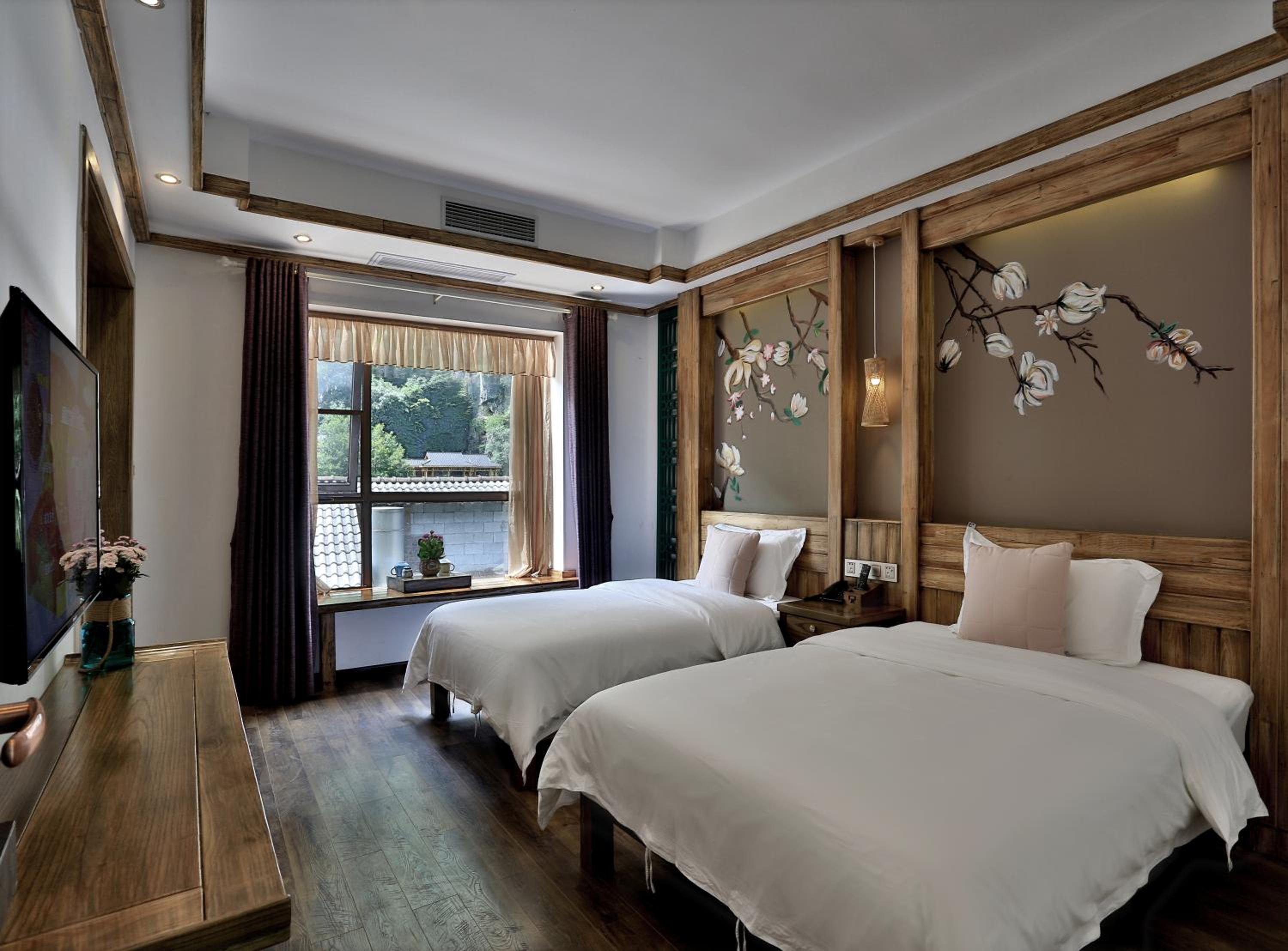 Zhangjiajie One city one inn