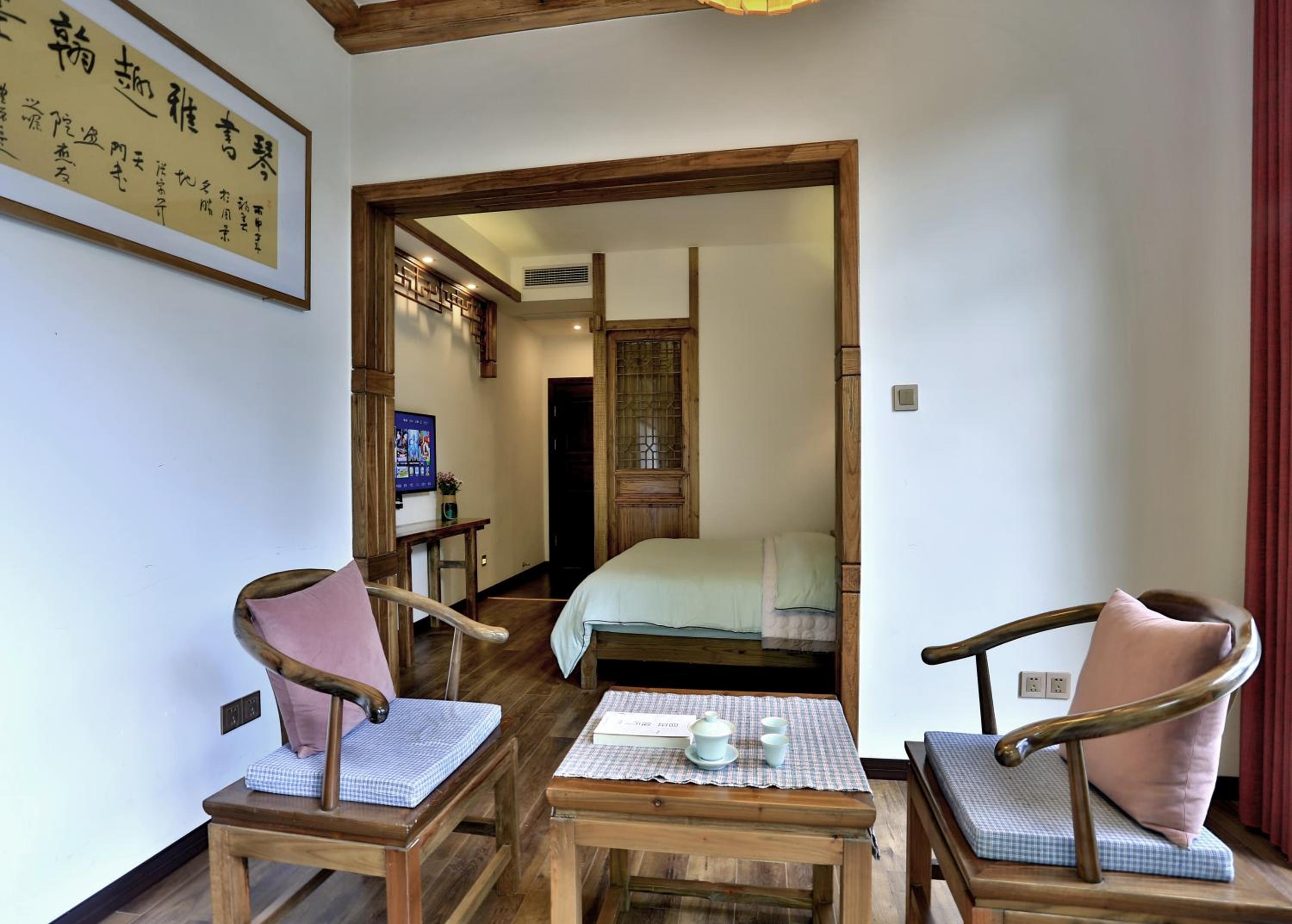 Zhangjiajie One city one inn