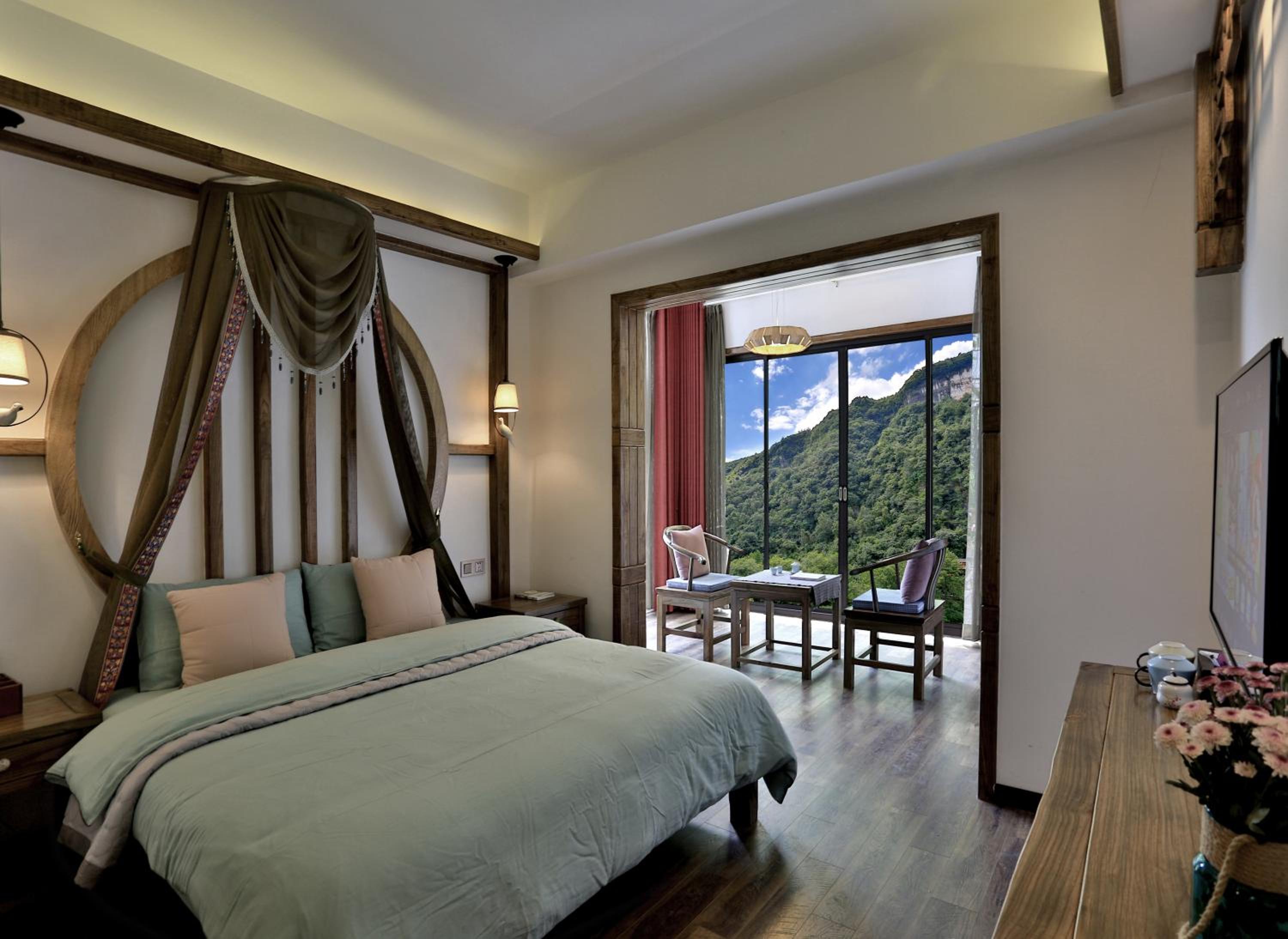 Zhangjiajie One city one inn