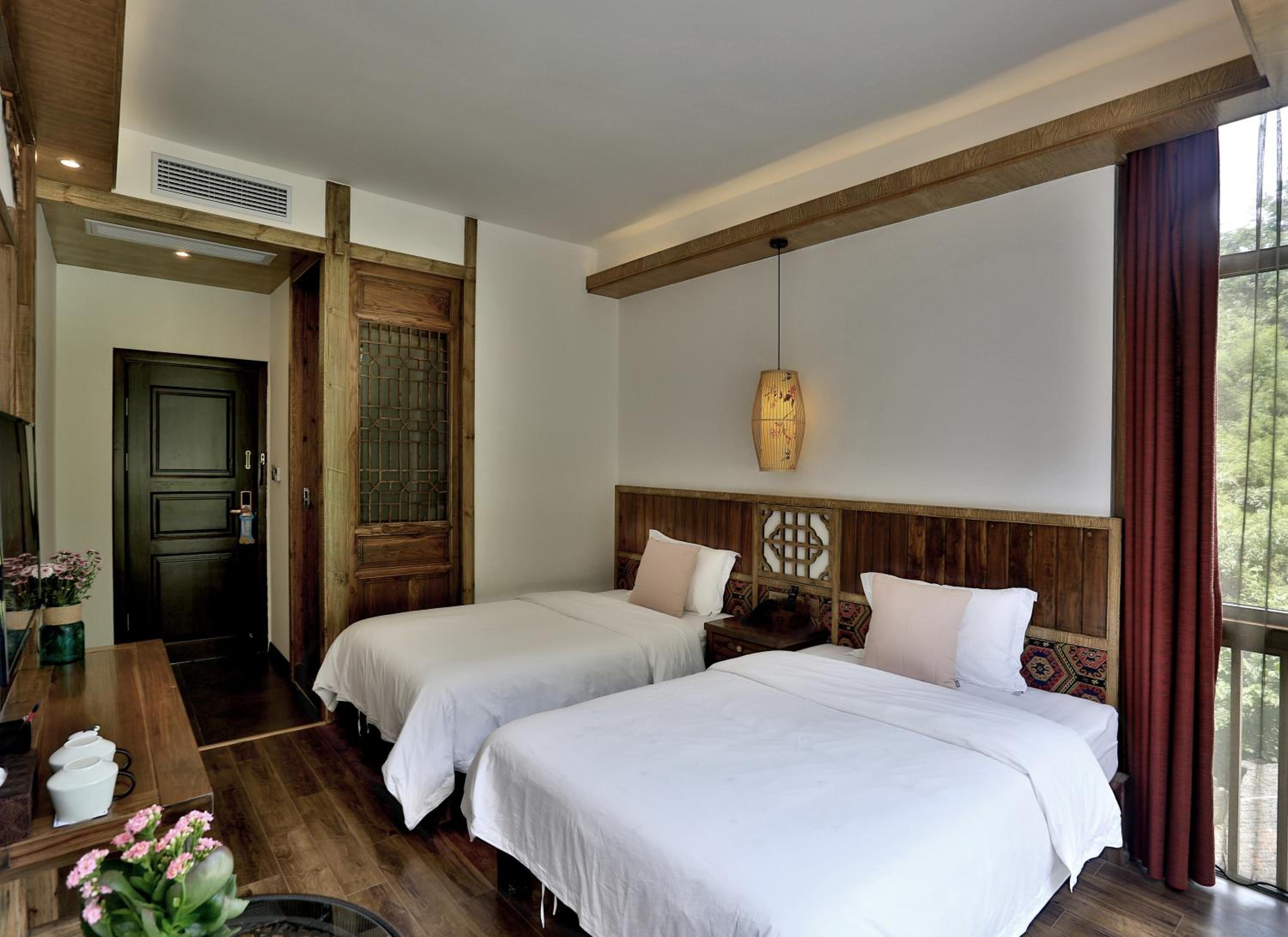 Zhangjiajie One city one inn