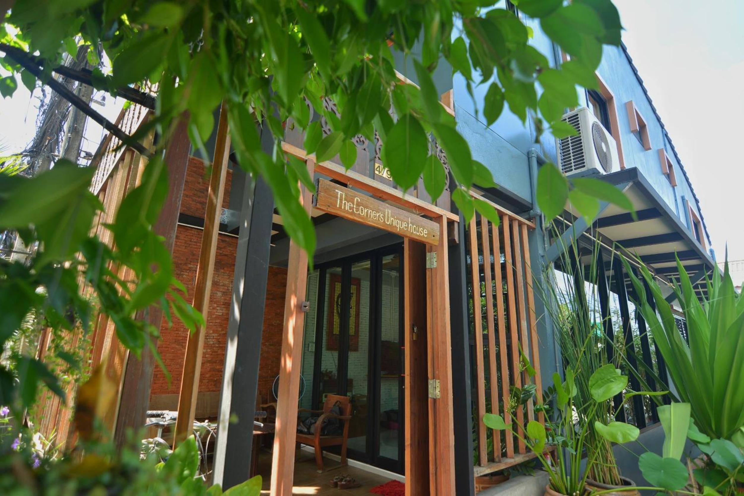 The Corner's unique house