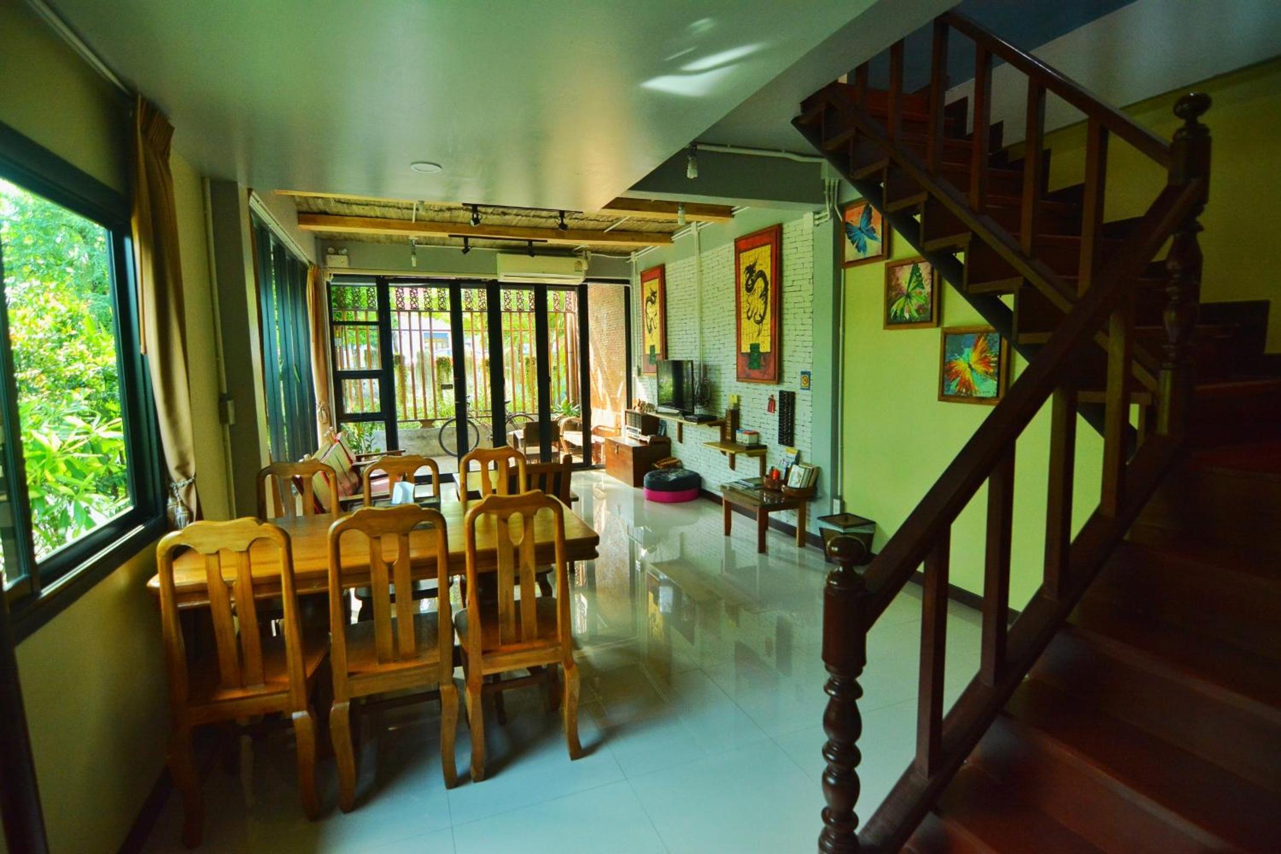 The Corner's unique house
