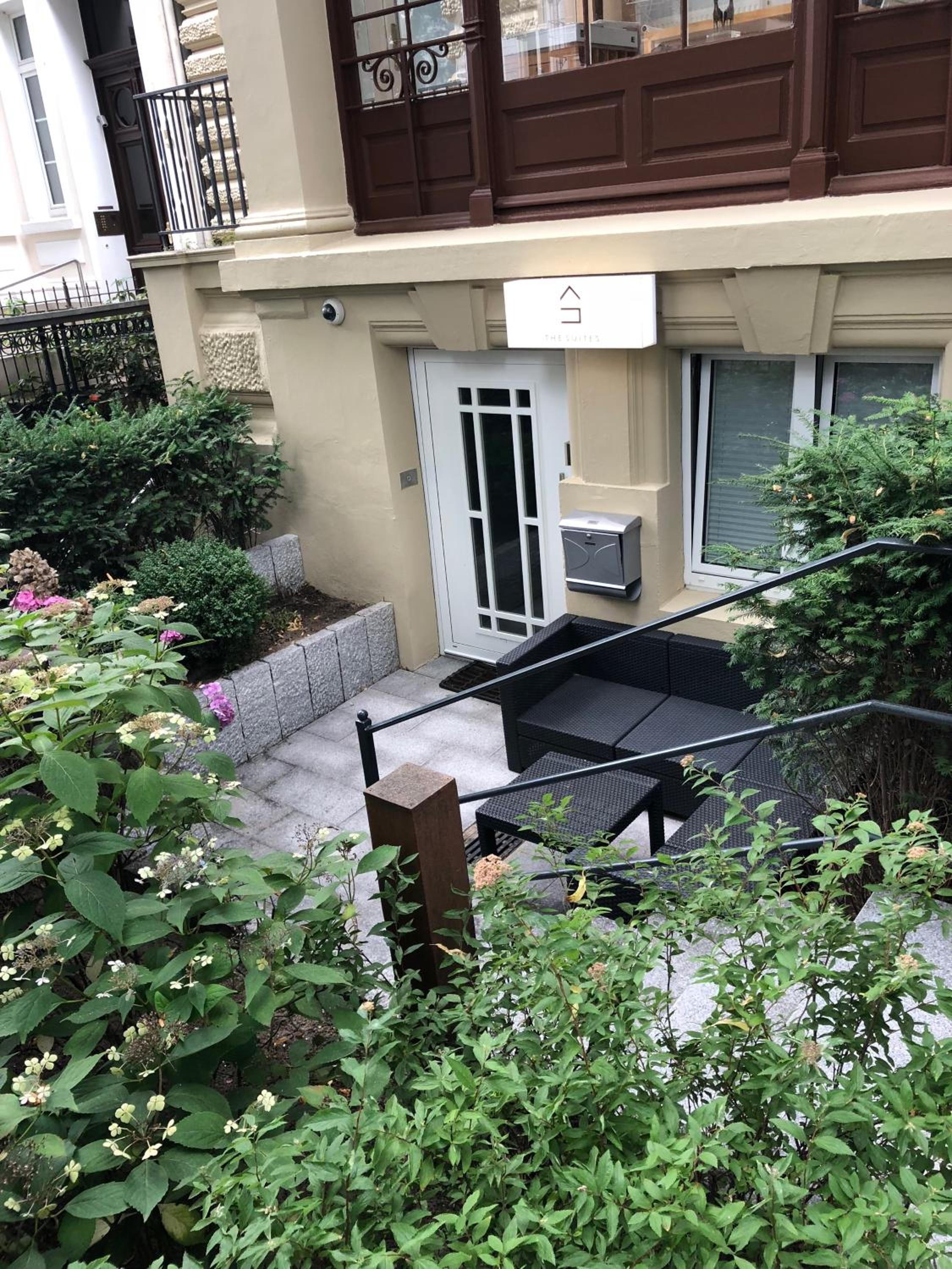 The Suites City Apartments