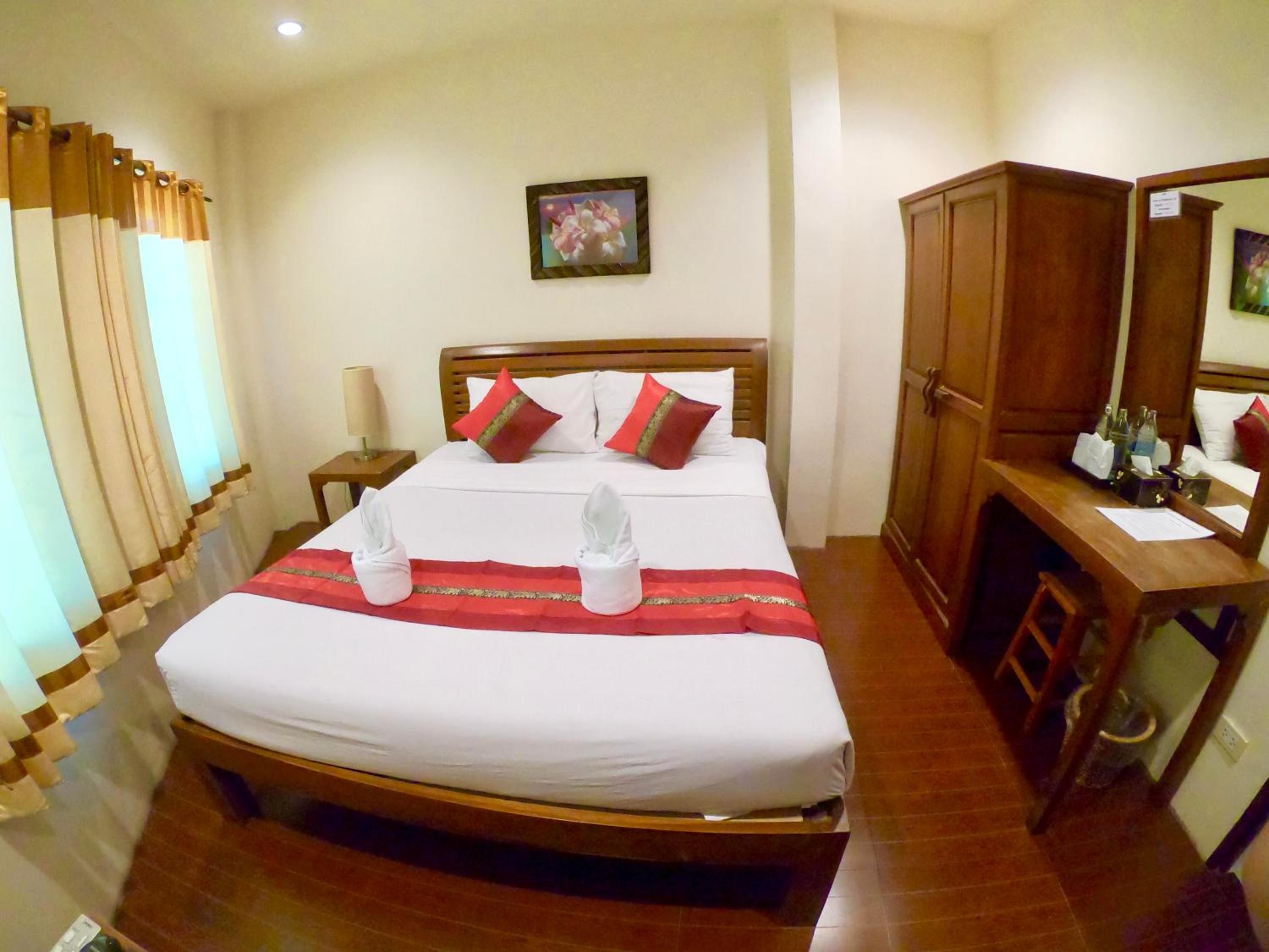 Home Inn Pai Garden