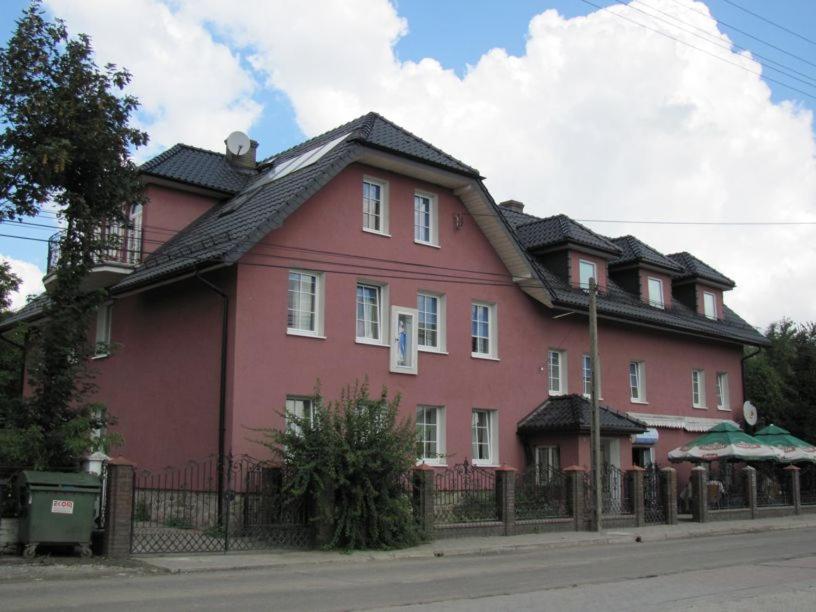 Gościniec ELLA INN Lipniki view 4