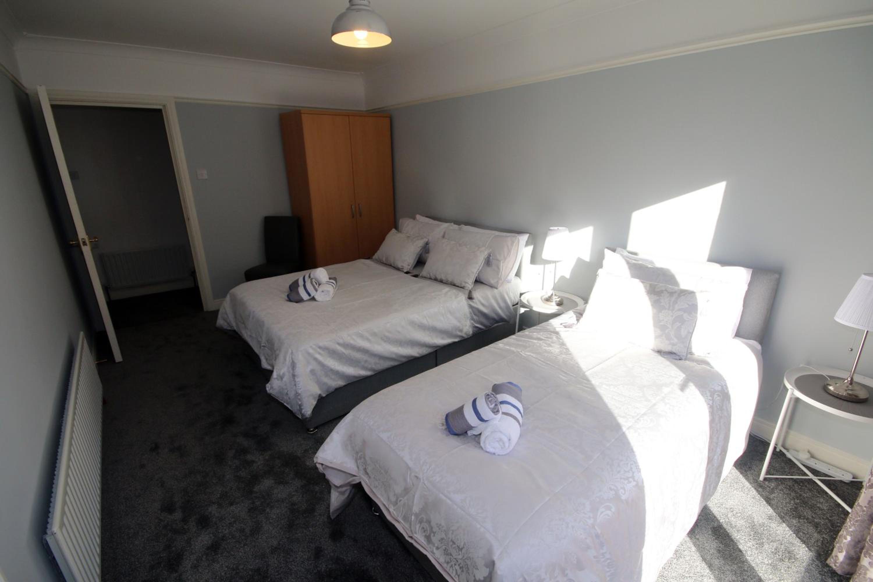 Modern Belfast Apartment view 5