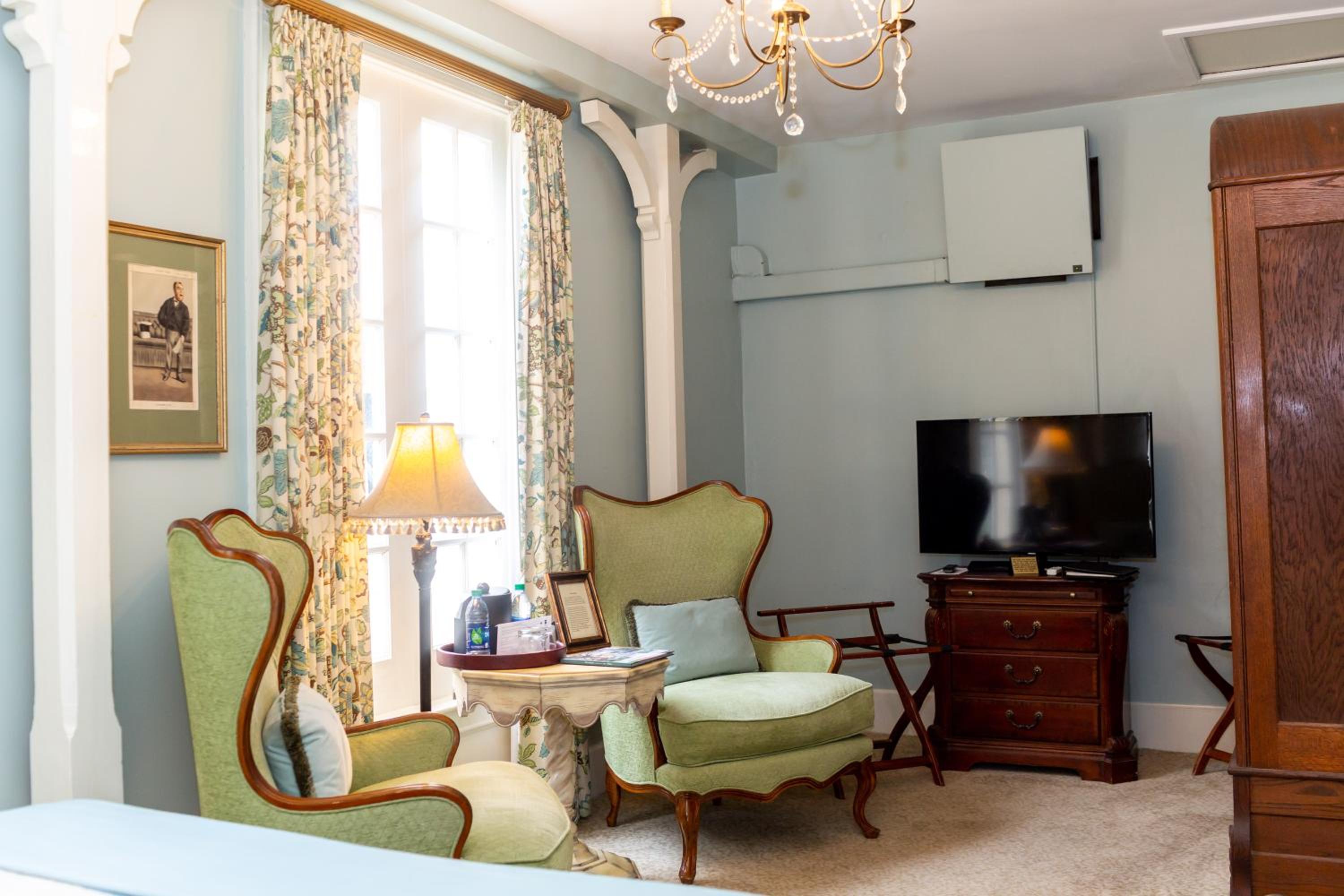 Eliza Thompson House, Historic Inns of Savannah Collection view 2