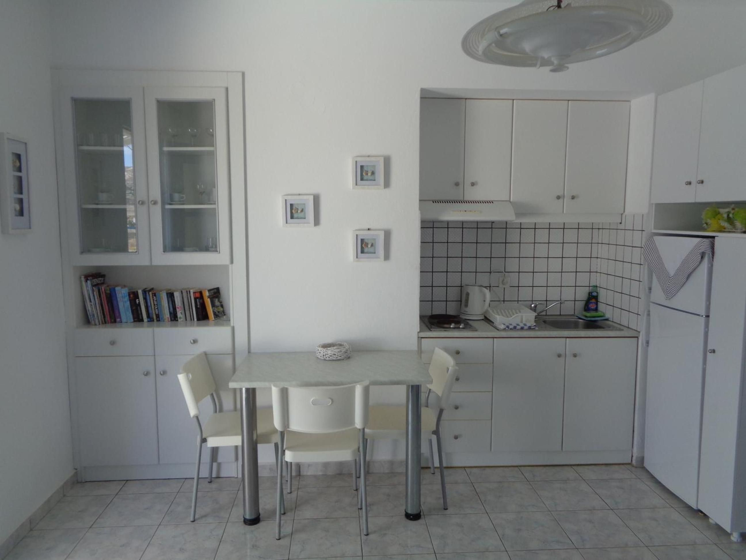Blue and White Studios & Apartments